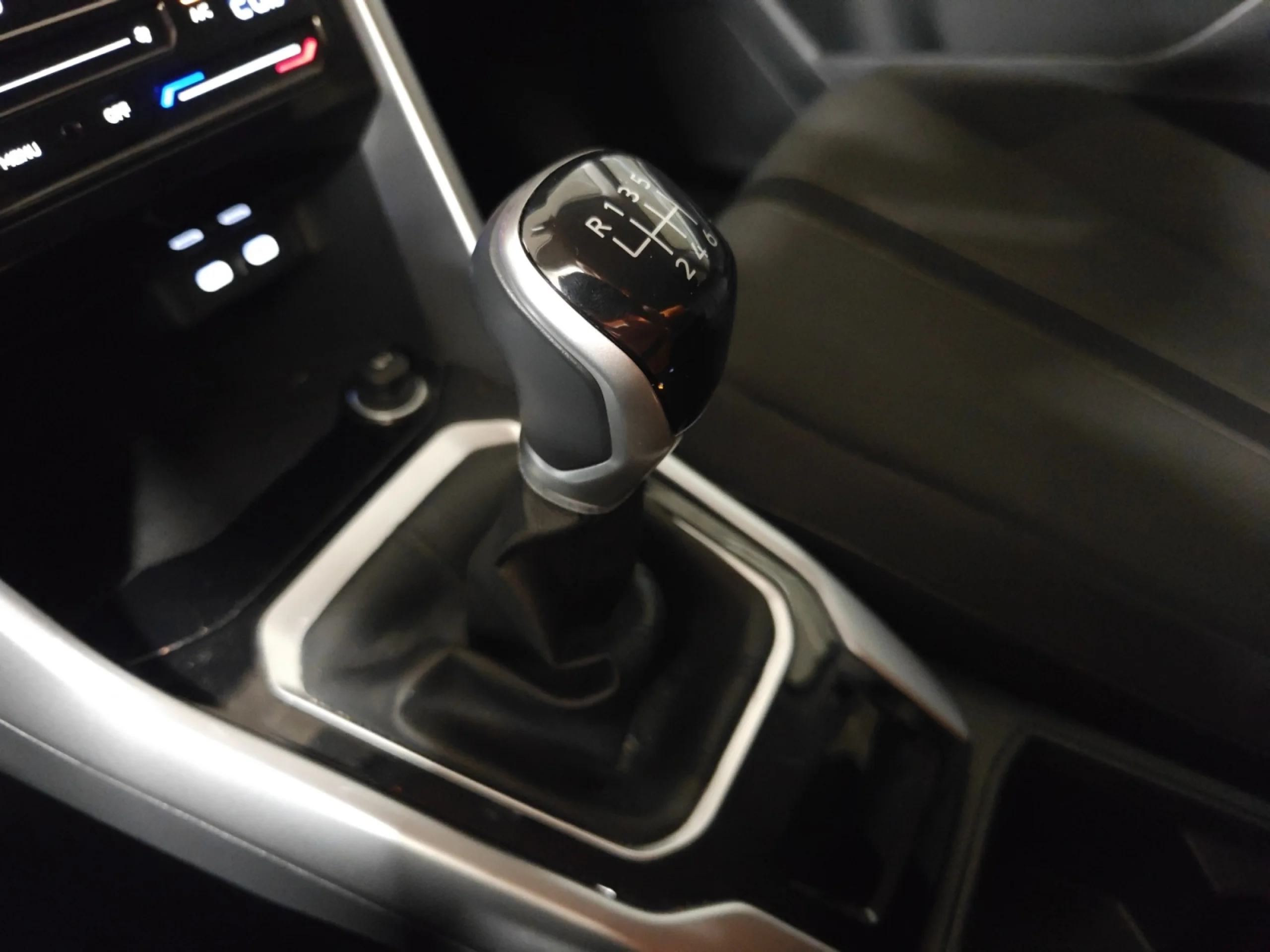 VOLKSWAGEN T ROC LIFE 1.0 TSI 81KW (110CV) - Foto 17