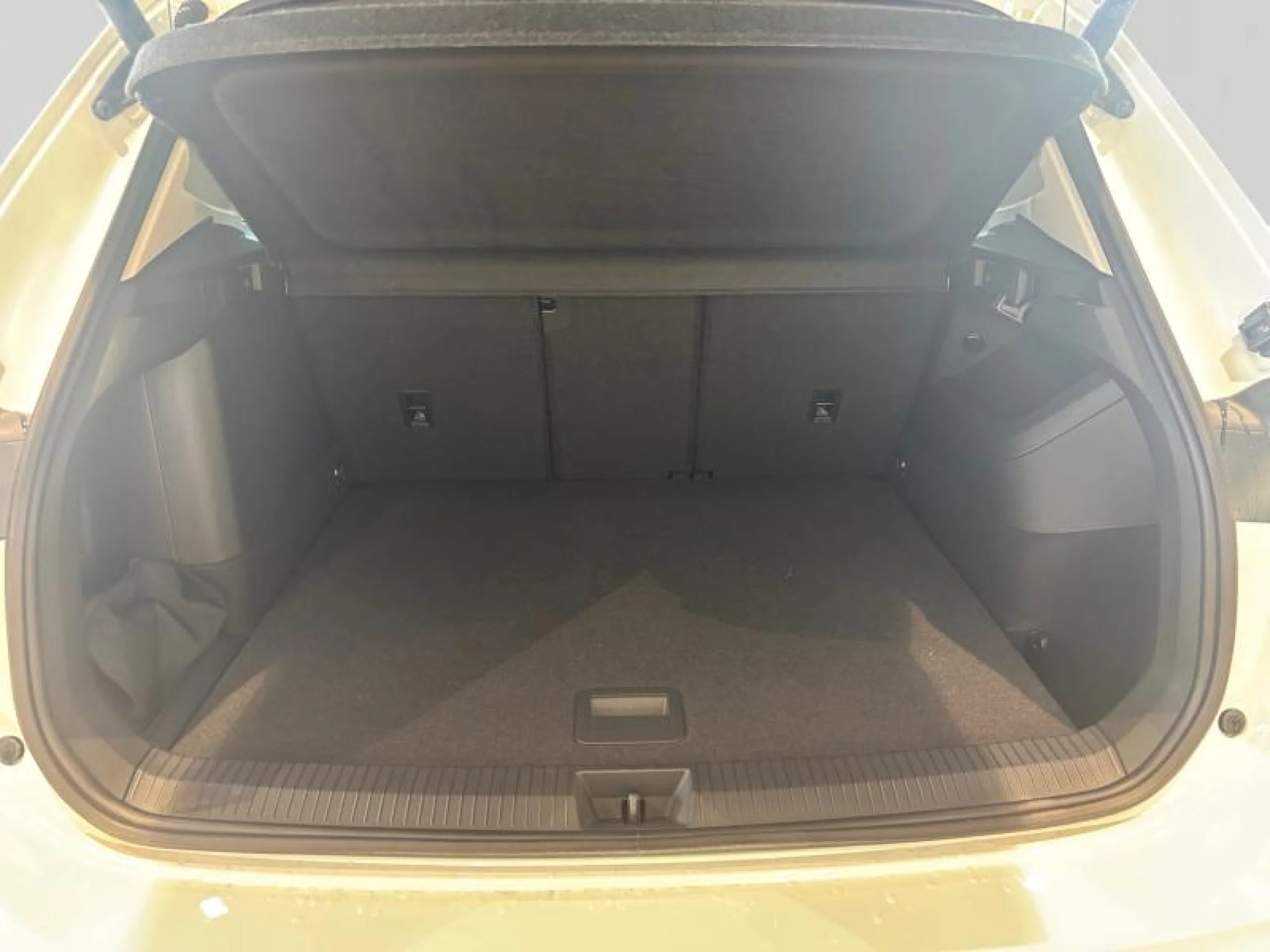 VOLKSWAGEN TIGUAN LIFE 1.5 TSI EHYBRID 150KW (204CV) DSG - Foto 7