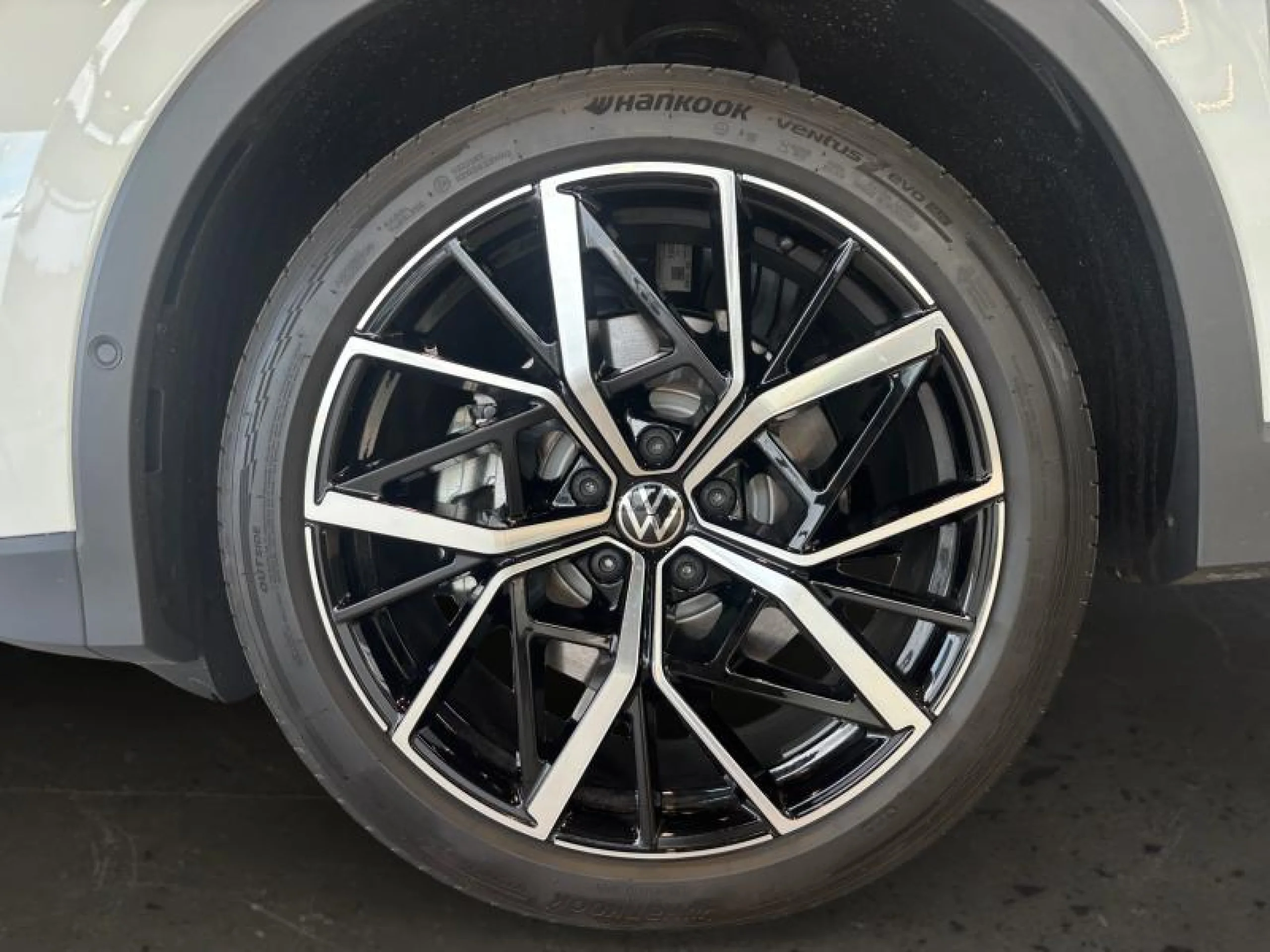 VOLKSWAGEN TIGUAN LIFE 1.5 TSI EHYBRID 150KW (204CV) DSG - Foto 8