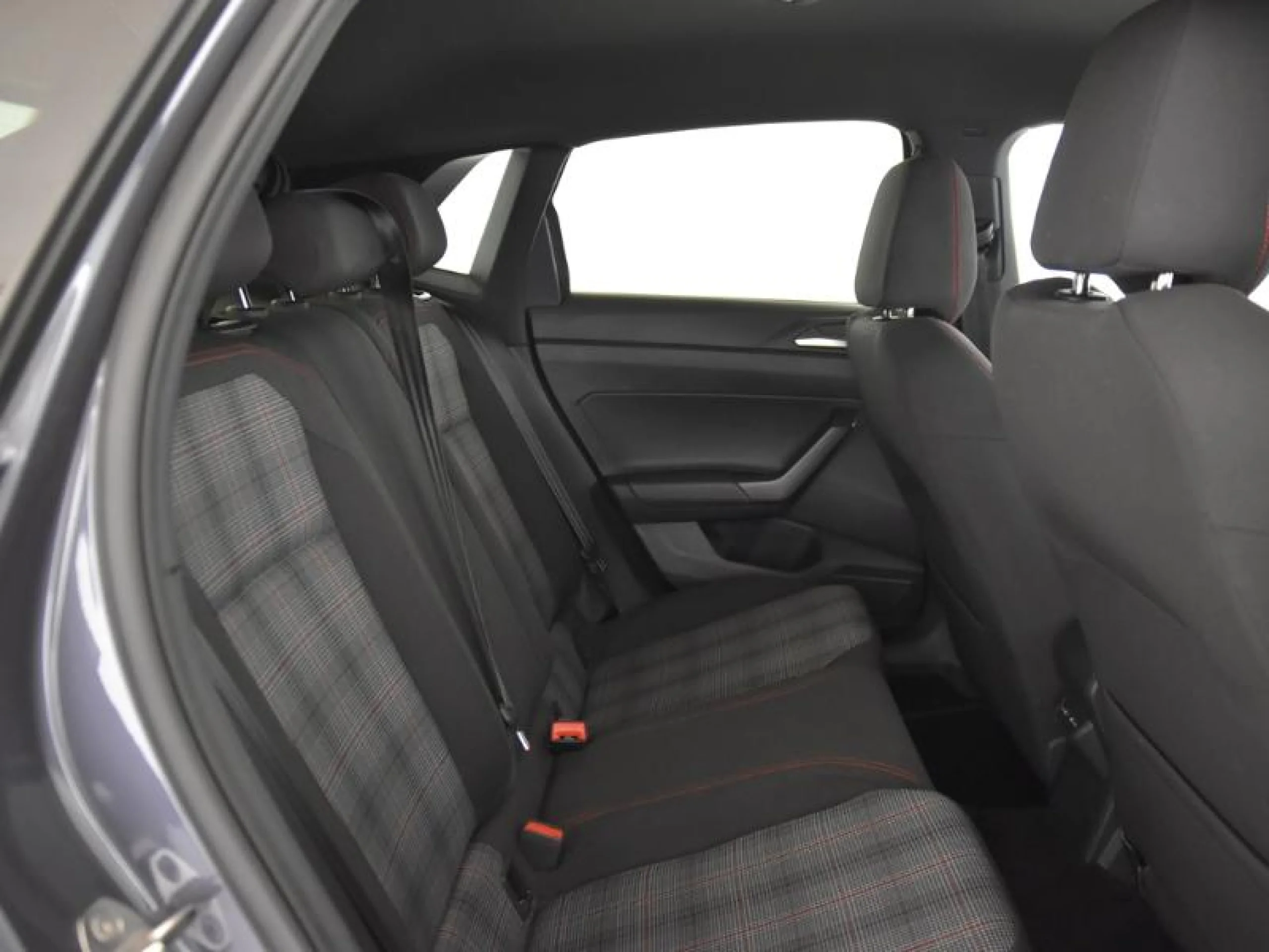 VOLKSWAGEN POLO GTI 2.0 TSI 152KW (207CV) DSG - Foto 6