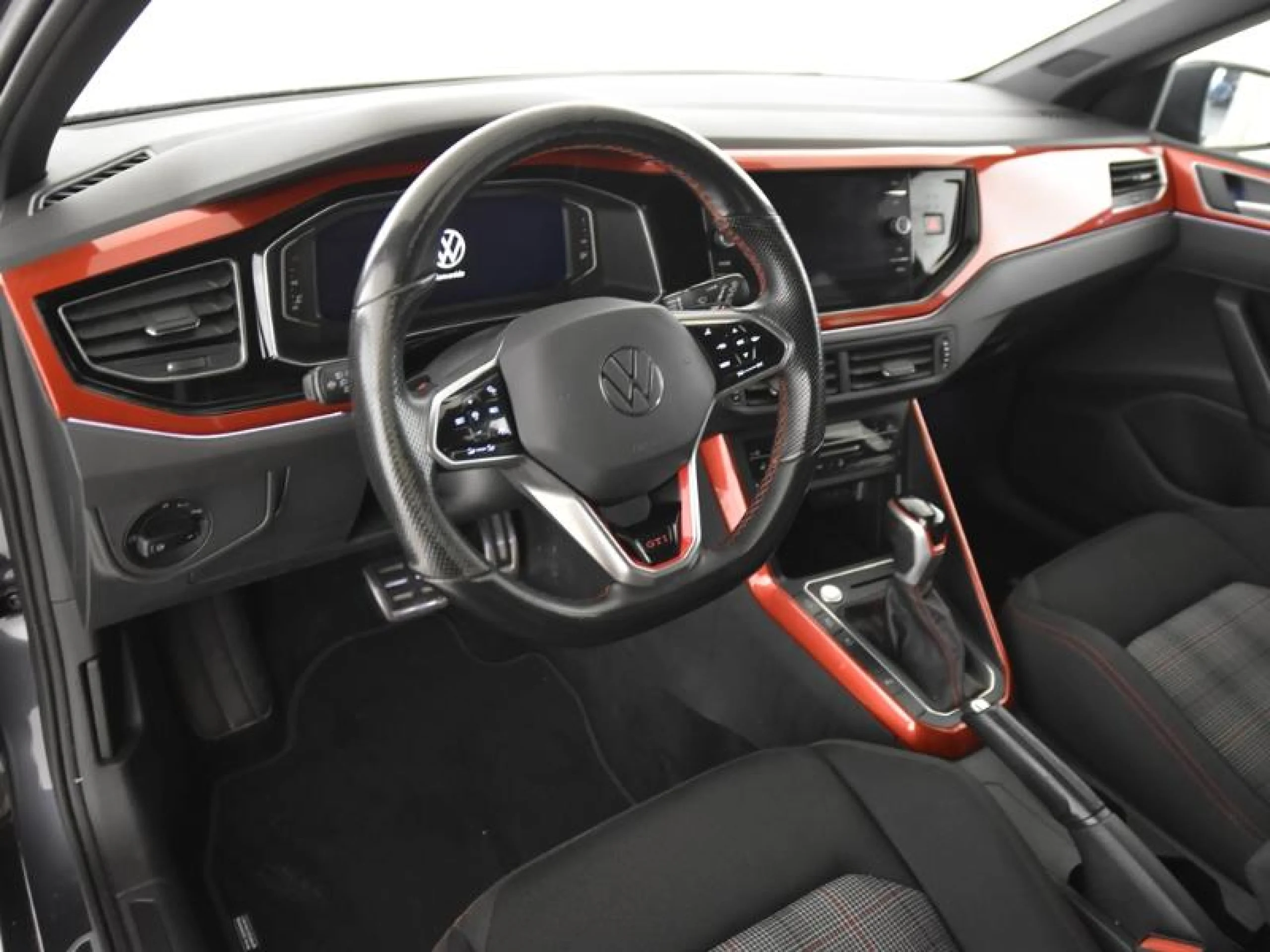 VOLKSWAGEN POLO GTI 2.0 TSI 152KW (207CV) DSG - Foto 9