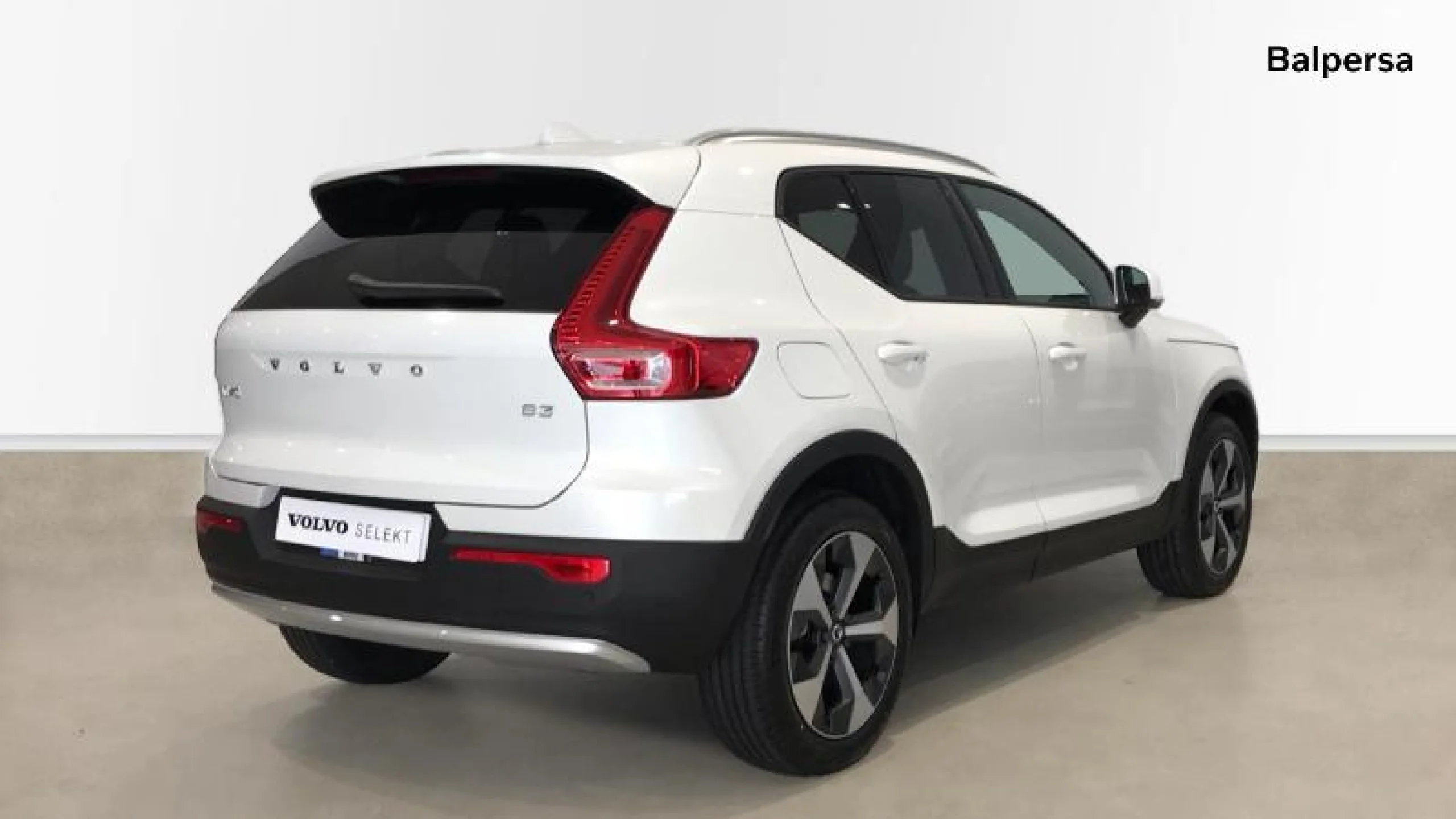 VOLVO XC40 2.0 B3 G CORE AUTO - Foto 7