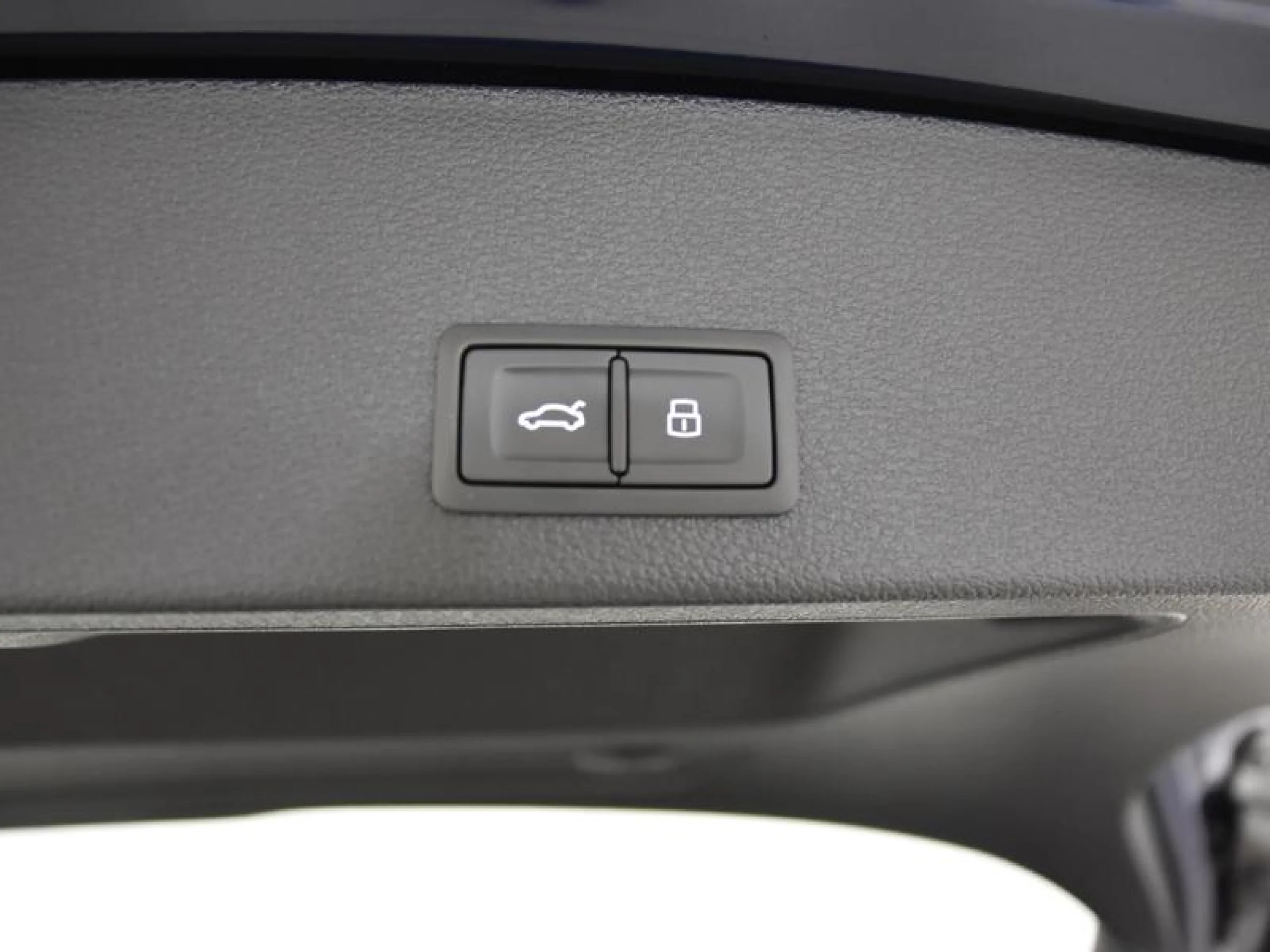 AUDI Q2 ADRENALIN EDITION 35 TDI 110KW S TRONIC - Foto 9