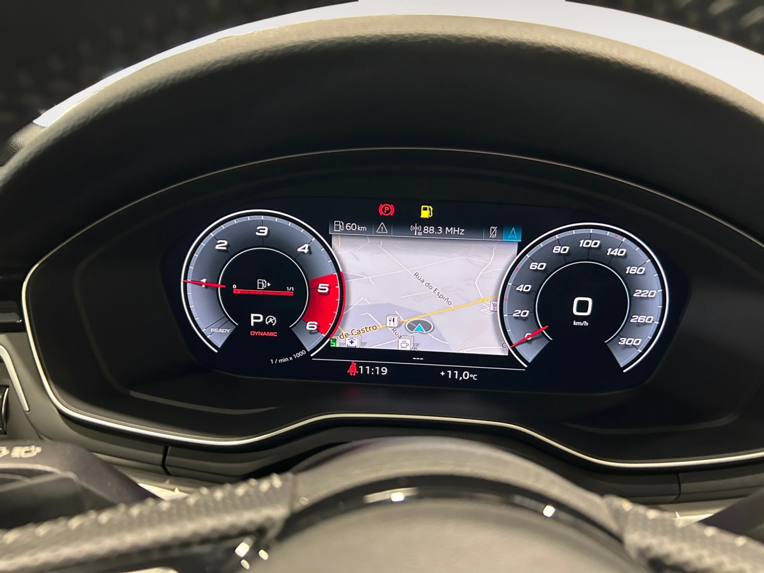 AUDI A4 AVANT BLACK LINE 40 TDI 140KW S TRONIC - Foto 10