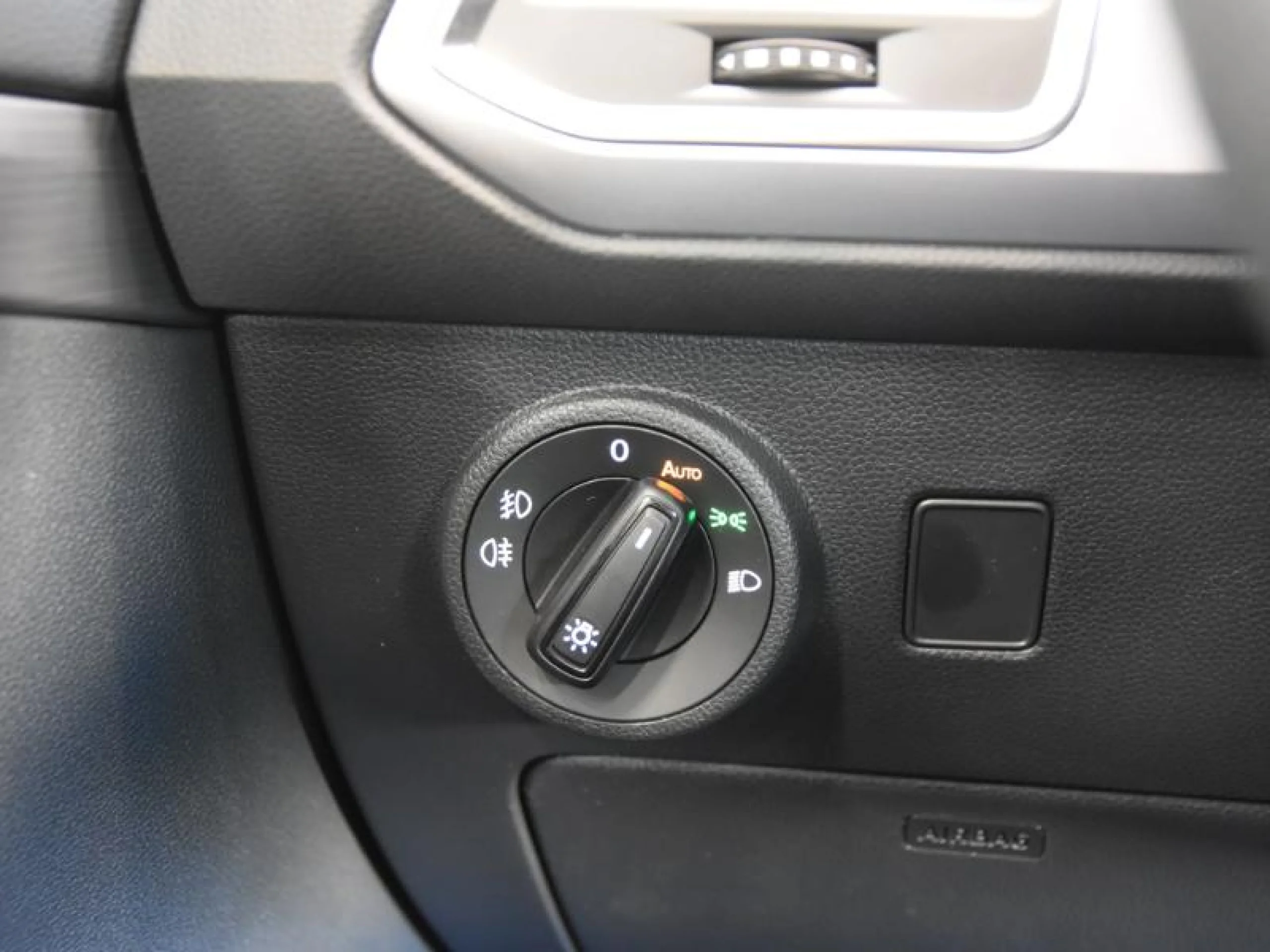 SEAT ATECA 1.5 TSI 110KW DSG FR SPECIAL EDITION - Foto 18