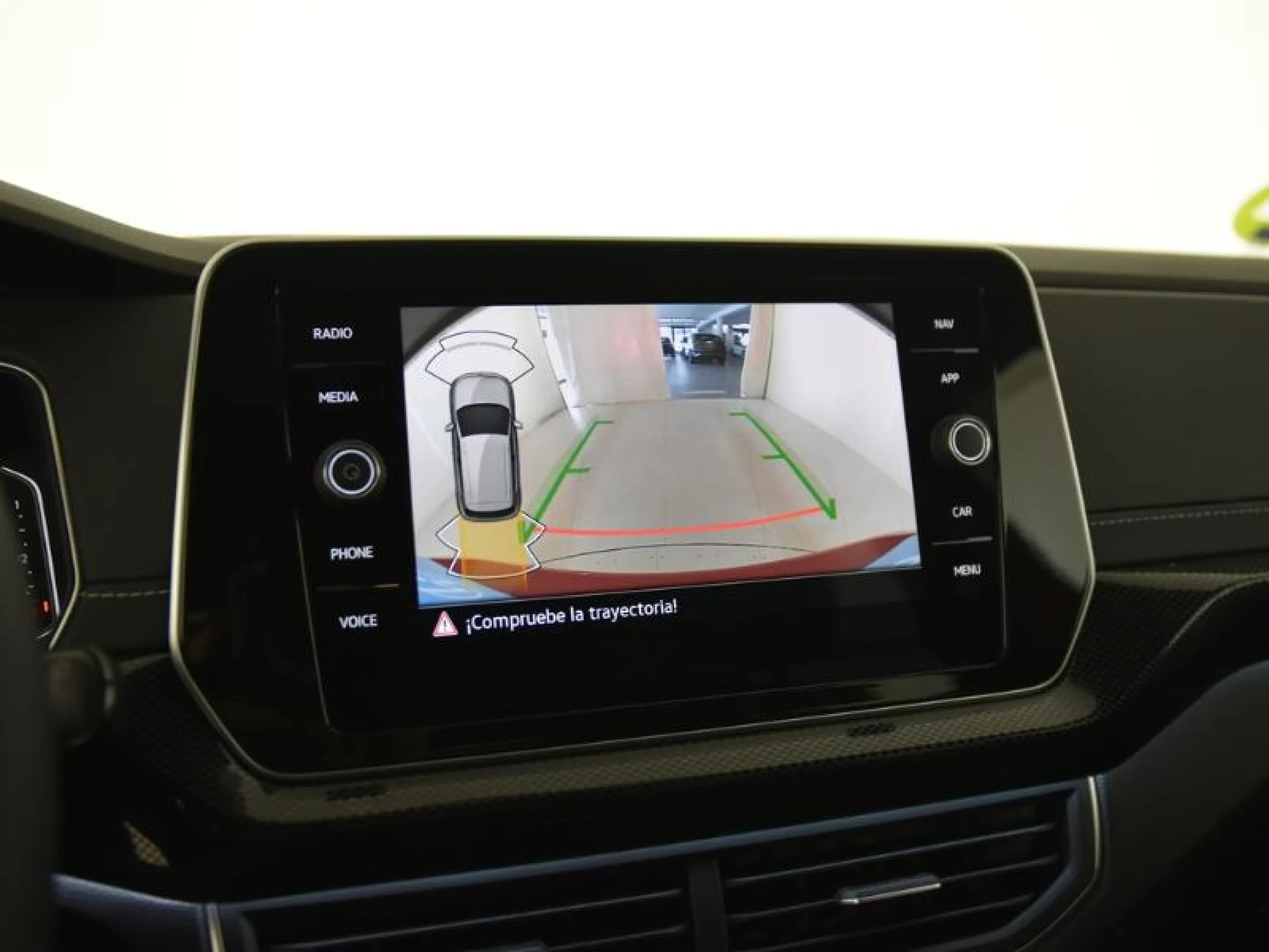 VOLKSWAGEN T CROSS T CROSS R LINE 1.0 TSI 85 KW (115 CV)  AUTOMÁTICO DSG 7 VEL. - Foto 13