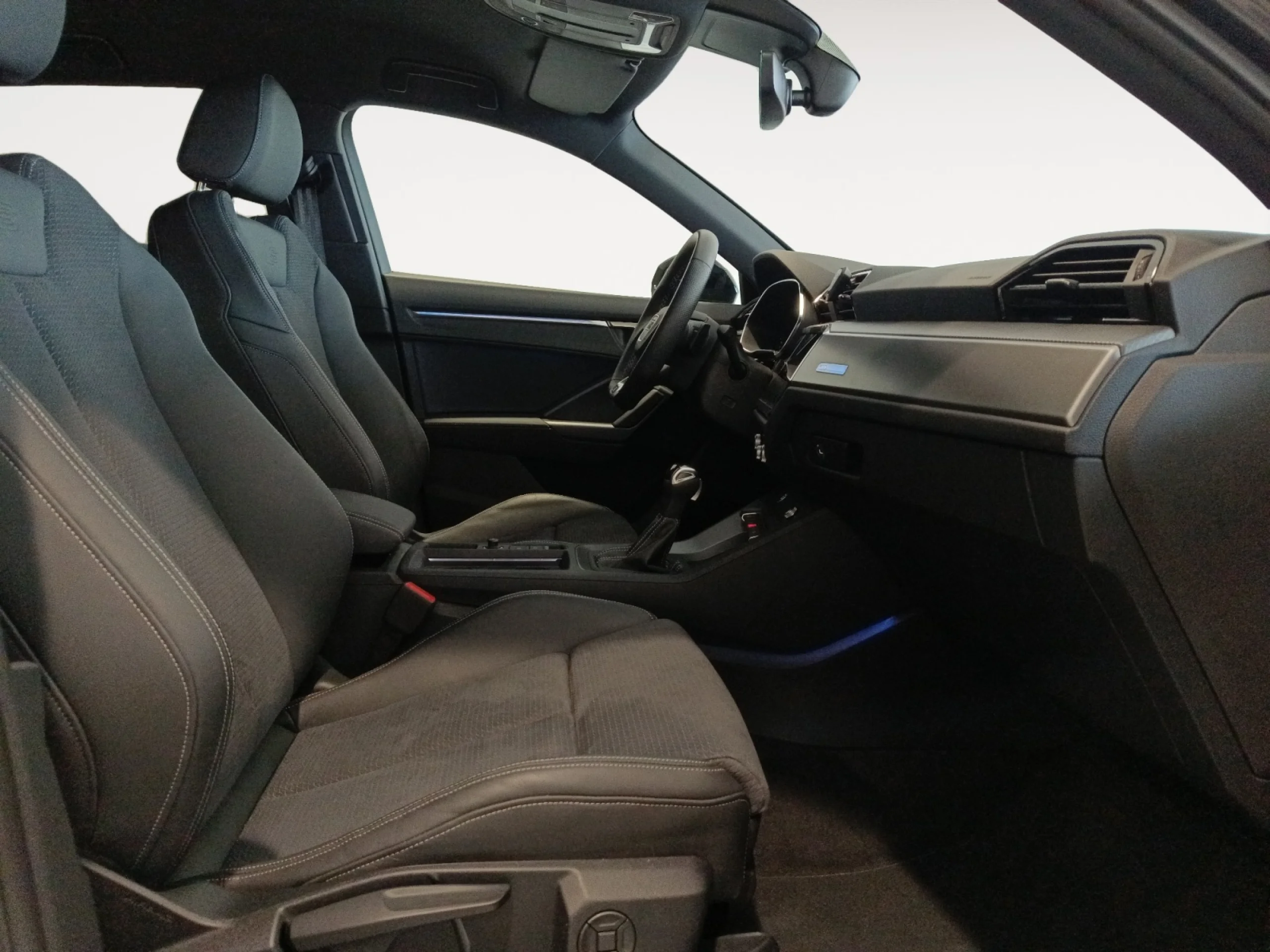 AUDI Q3 SPORTBACK 35 TDI 110KW (150CV) S TRONIC BLACK LIM. - Foto 5