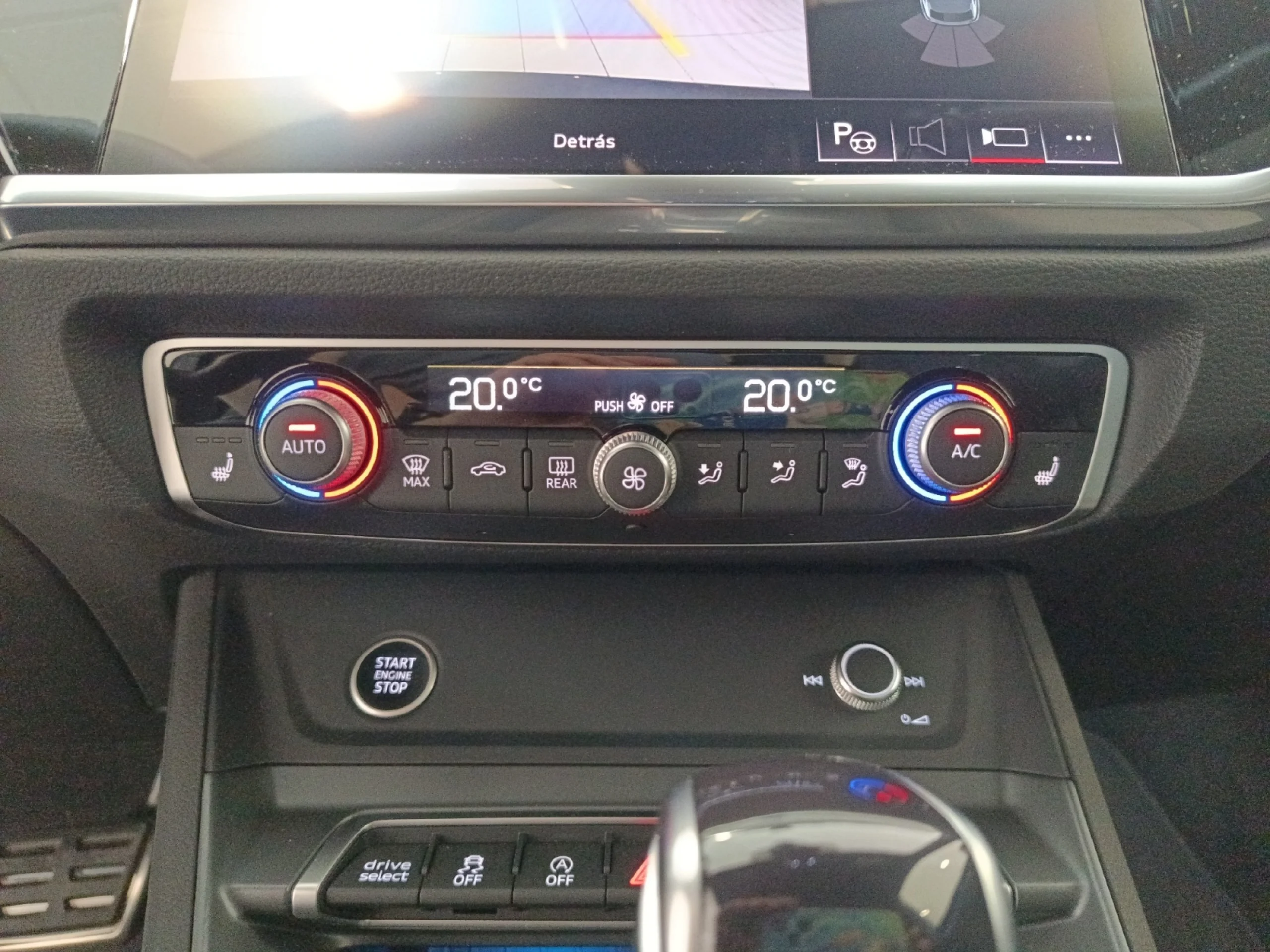 AUDI Q3 SPORTBACK 35 TDI 110KW (150CV) S TRONIC BLACK LIM. - Foto 18
