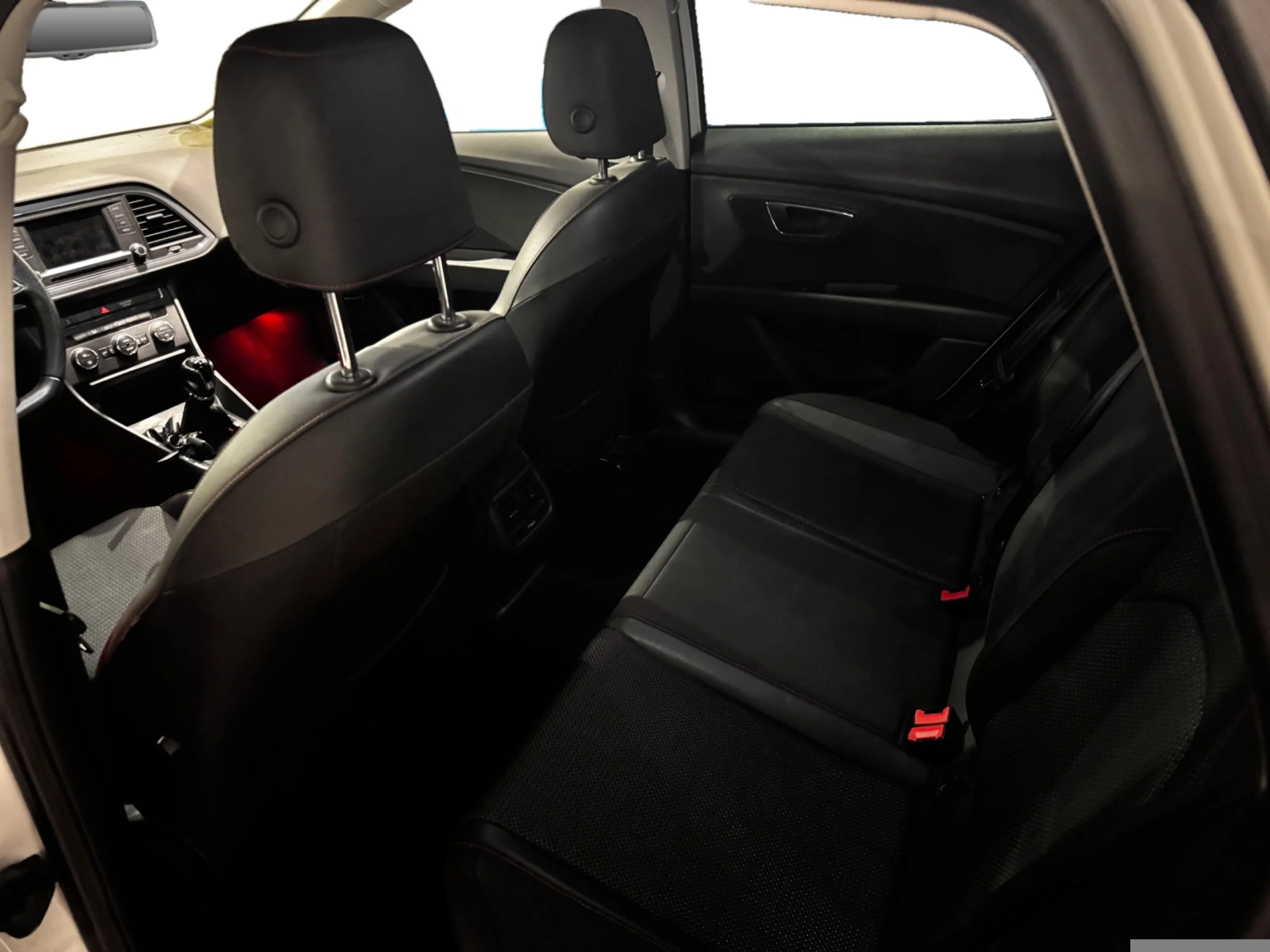 SEAT LEON 2.0 TDI 184CV ST - Foto 3