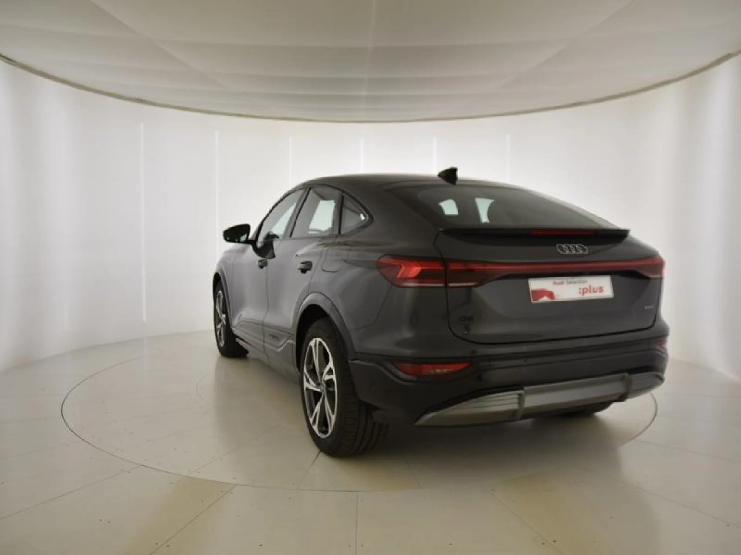 AUDI Q6 SPORTBACK E TRON S LINE QUATTRO - Foto 2