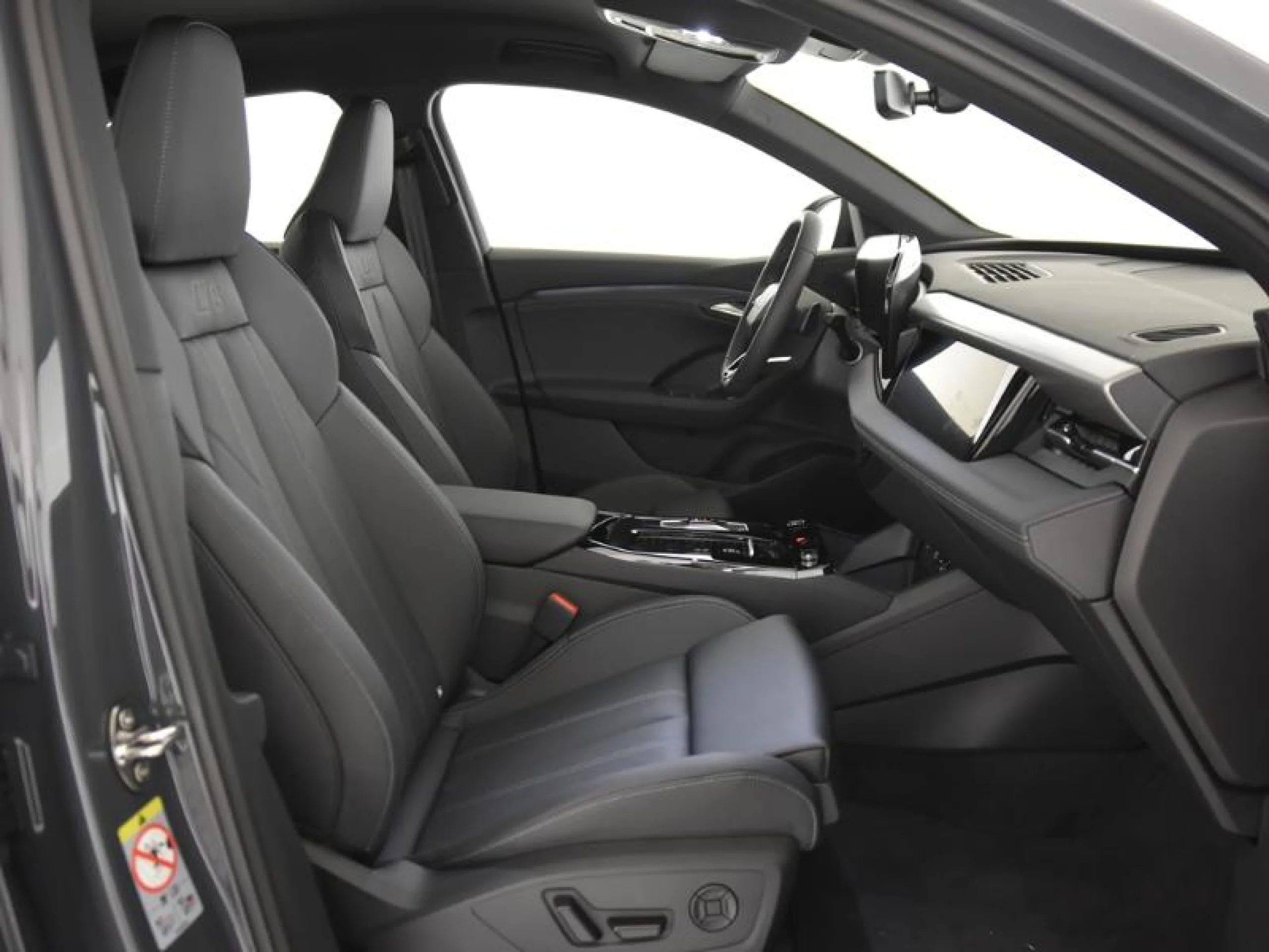 AUDI Q6 SPORTBACK E TRON S LINE QUATTRO - Foto 5