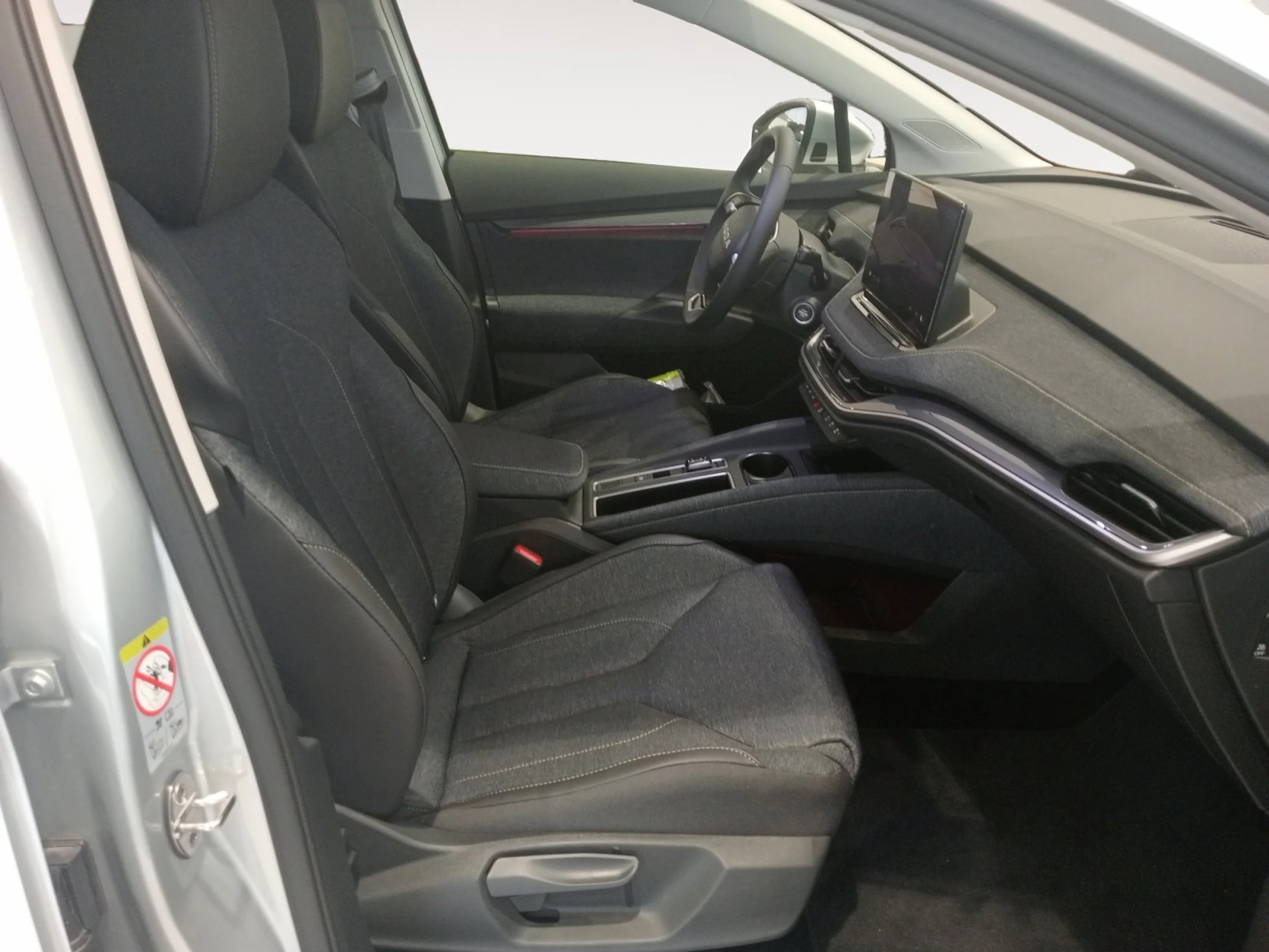 SKODA ELROQ 150 KW (204 CV) 63 KWH (59 KWH NETA) - Foto 5