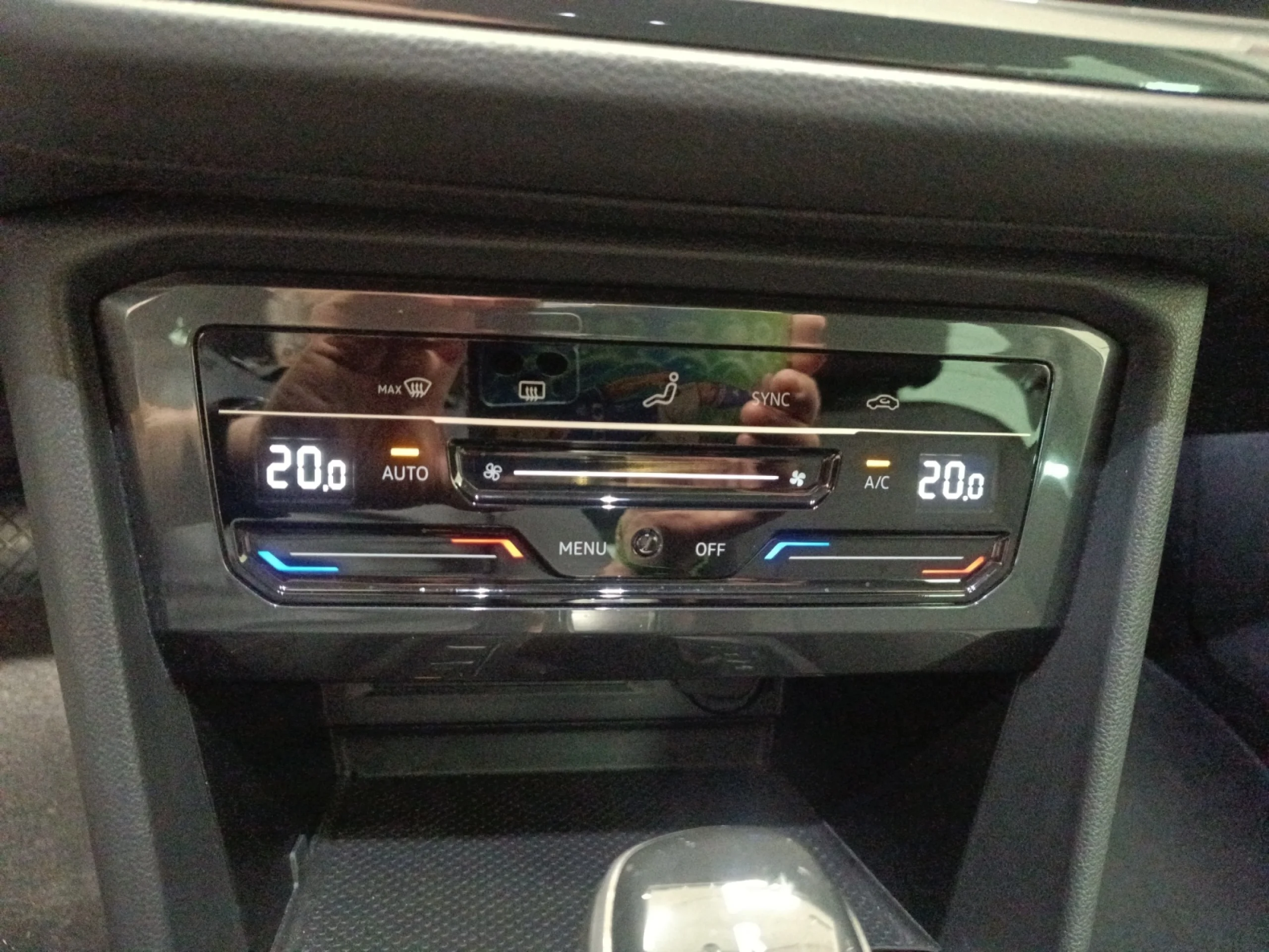 VOLKSWAGEN TIGUAN LIFE 2.0 TDI 110KW (150CV) DSG - Foto 20