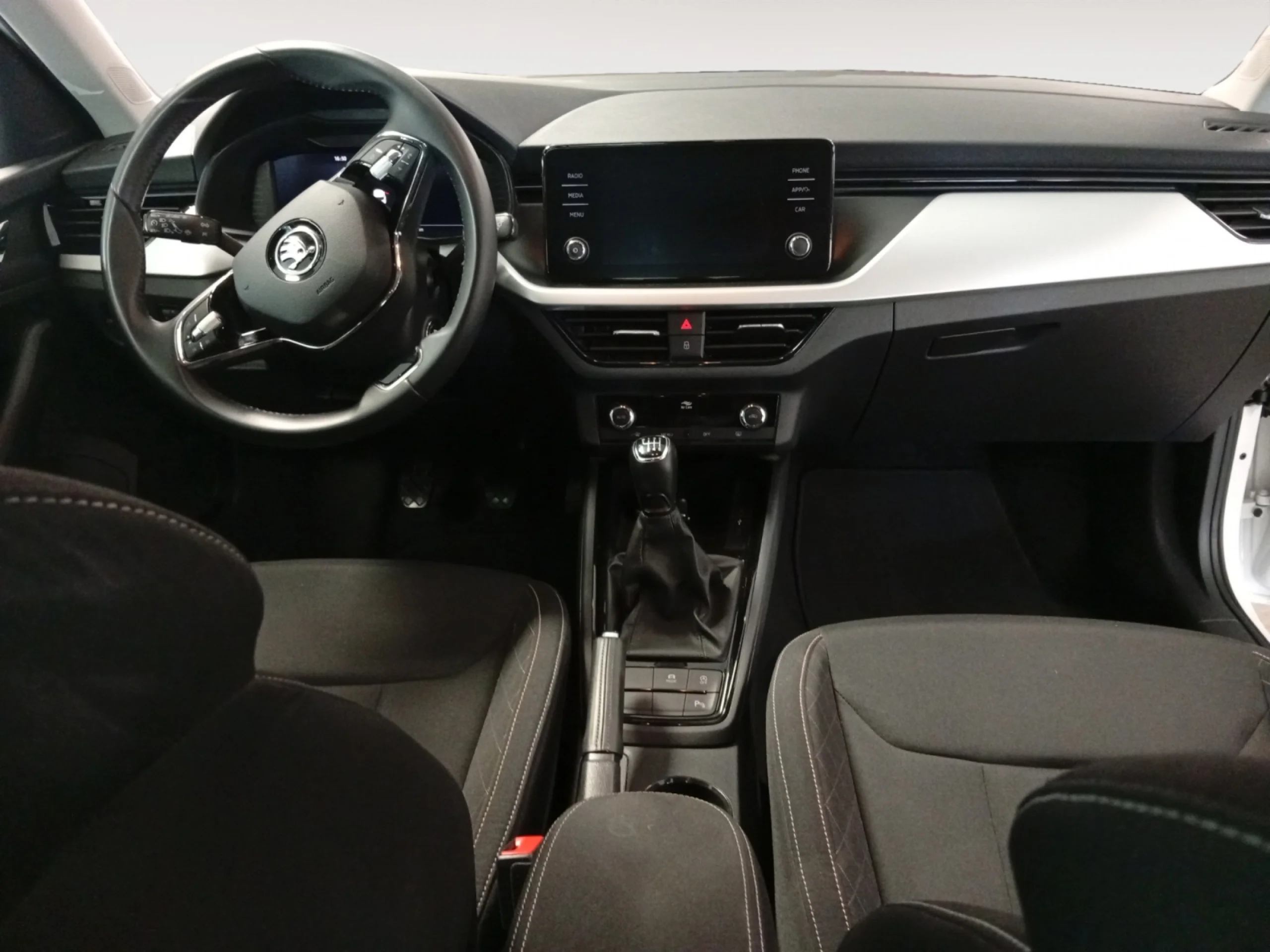 SKODA KAMIQ 1.5 TSI 110KW (150CV) EMOTION - Foto 4