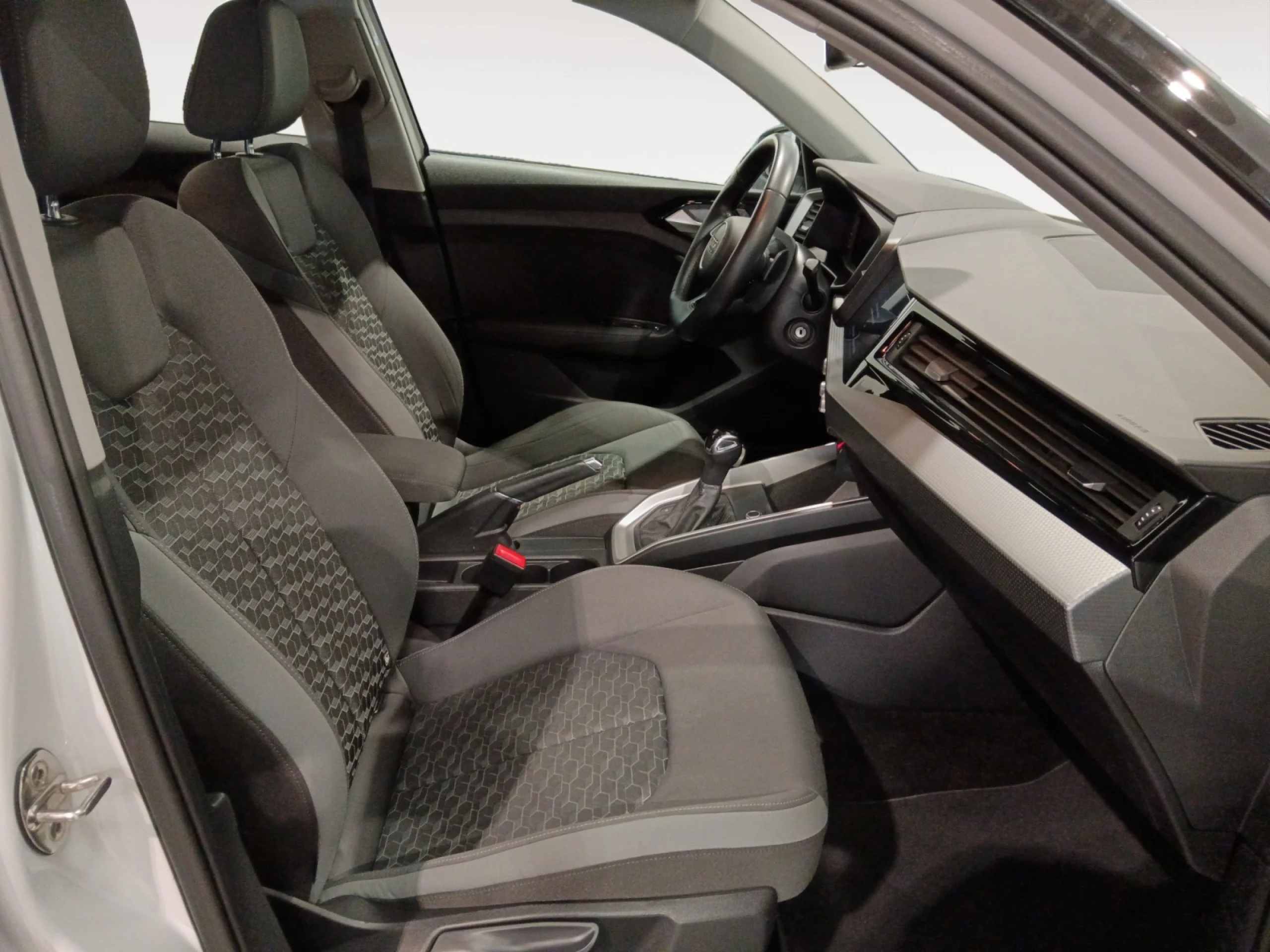 AUDI A1 SPORTBACK ADRENALIN 30 TFSI 81KW S TRON - Foto 5