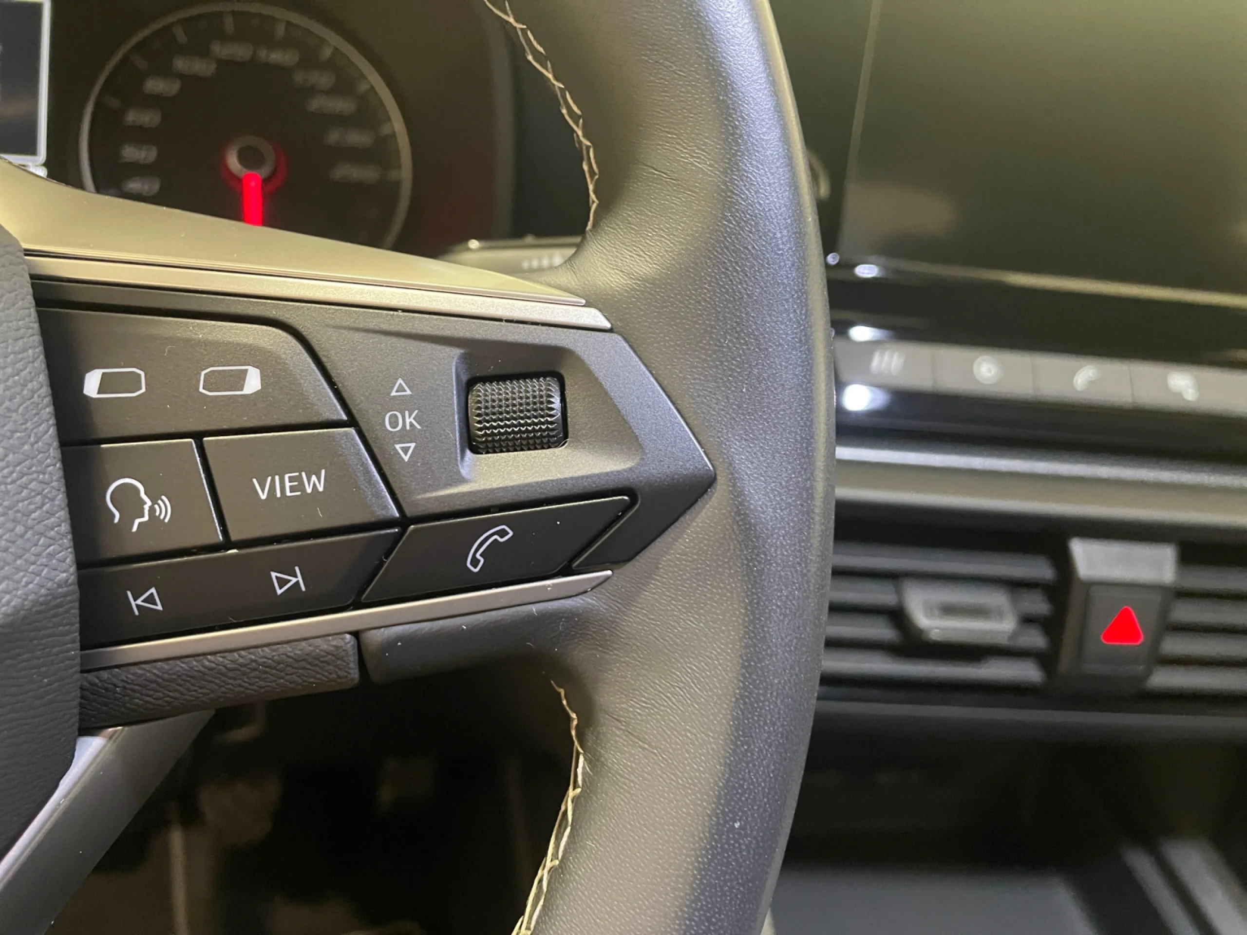 SEAT LEON 2.0 TDI 85KW S&S REFERENCE - Foto 10