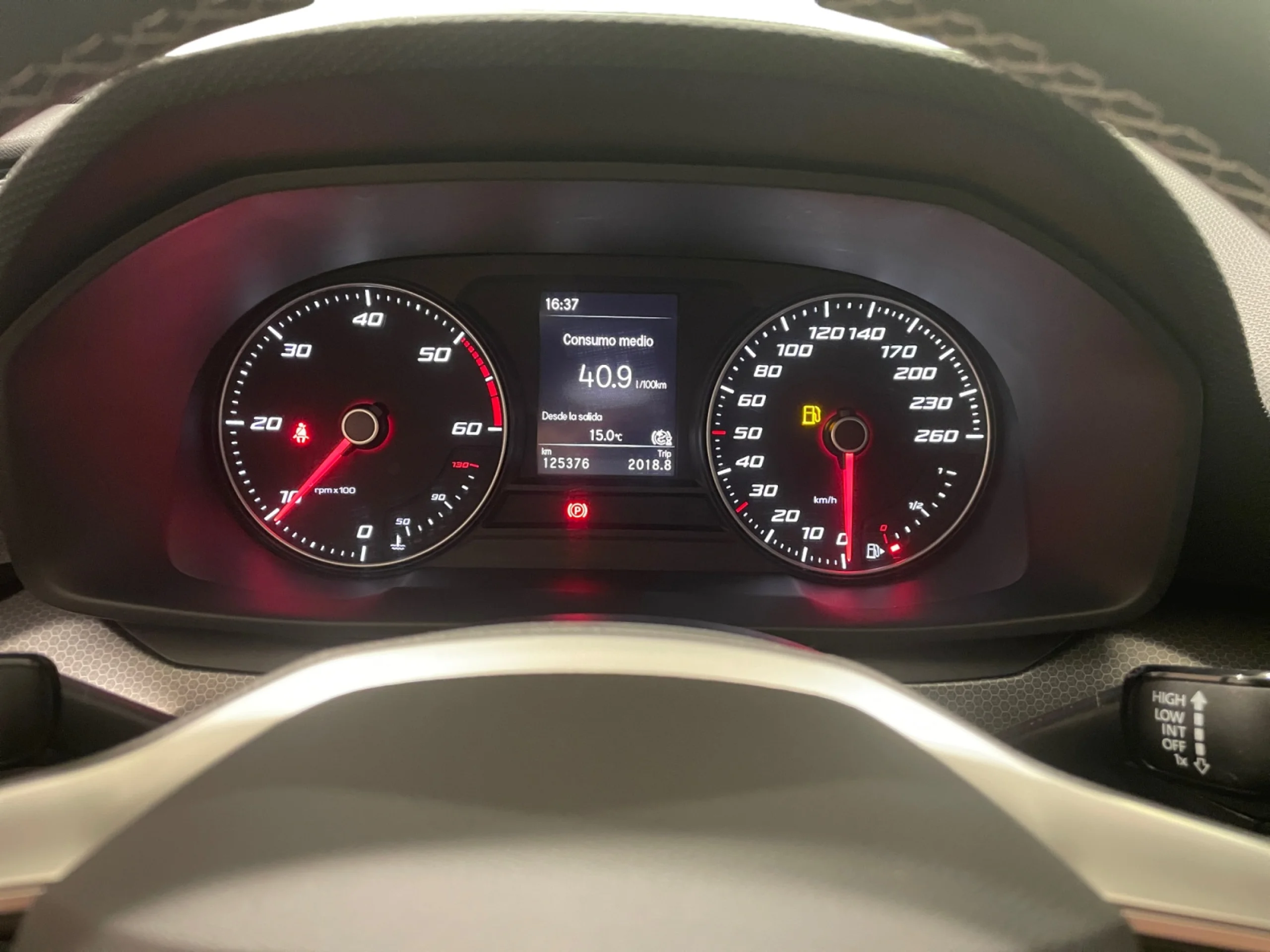 SEAT LEON 2.0 TDI 85KW S&S REFERENCE - Foto 12