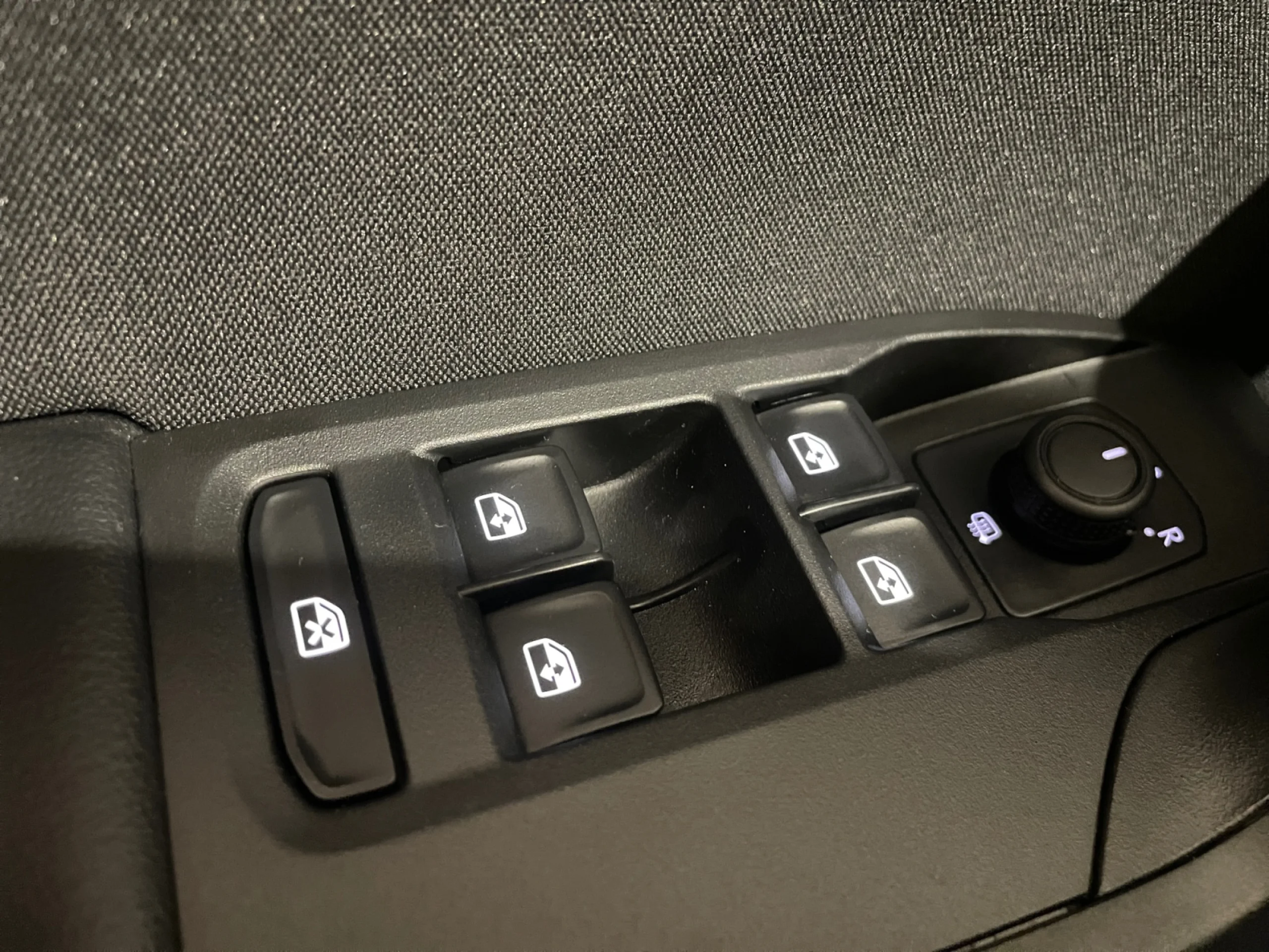 SEAT LEON 2.0 TDI 85KW S&S REFERENCE - Foto 15