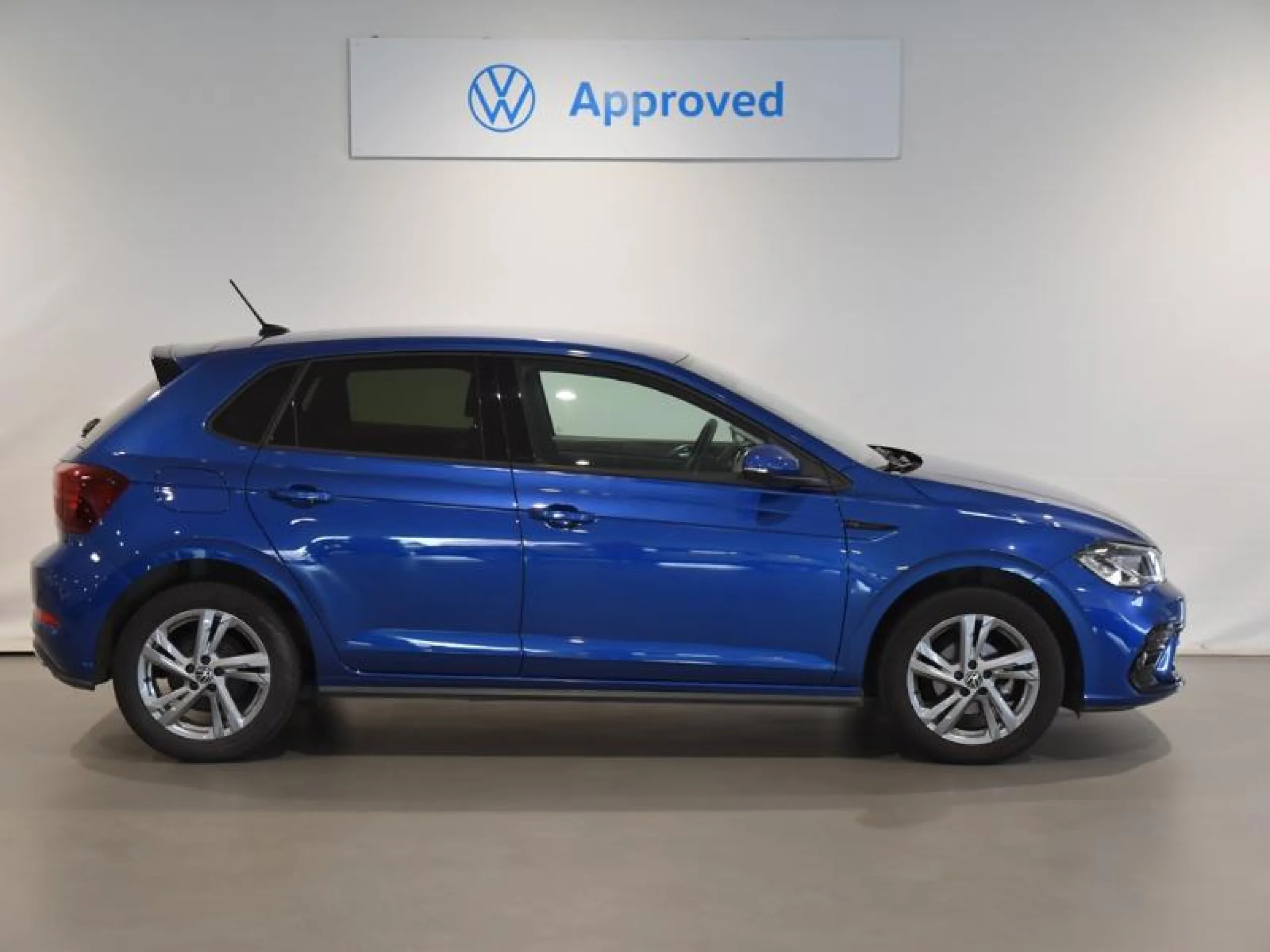 VOLKSWAGEN POLO R LINE 1.0 TSI 70KW (95CV) - Foto 3