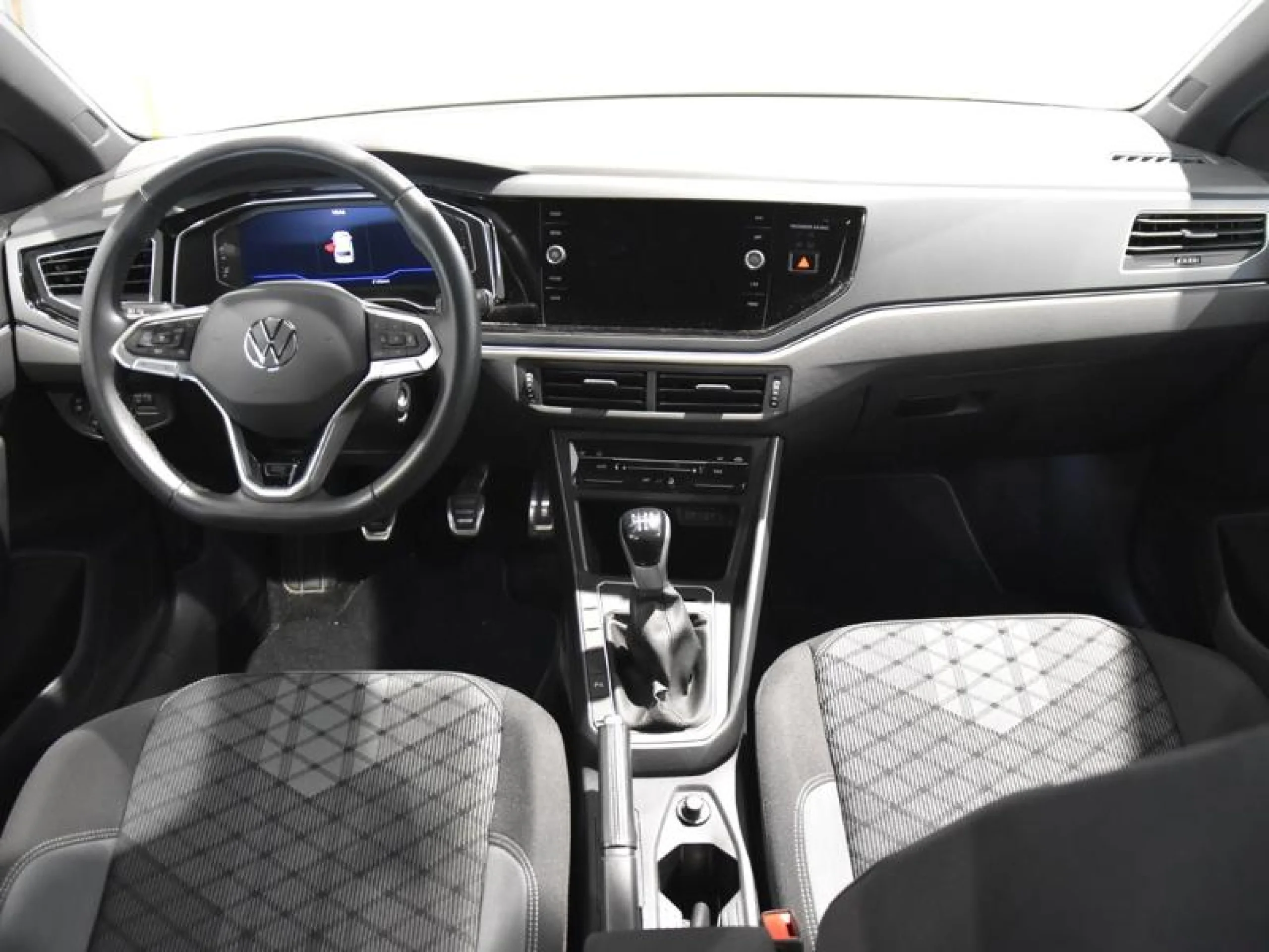 VOLKSWAGEN POLO R LINE 1.0 TSI 70KW (95CV) - Foto 4