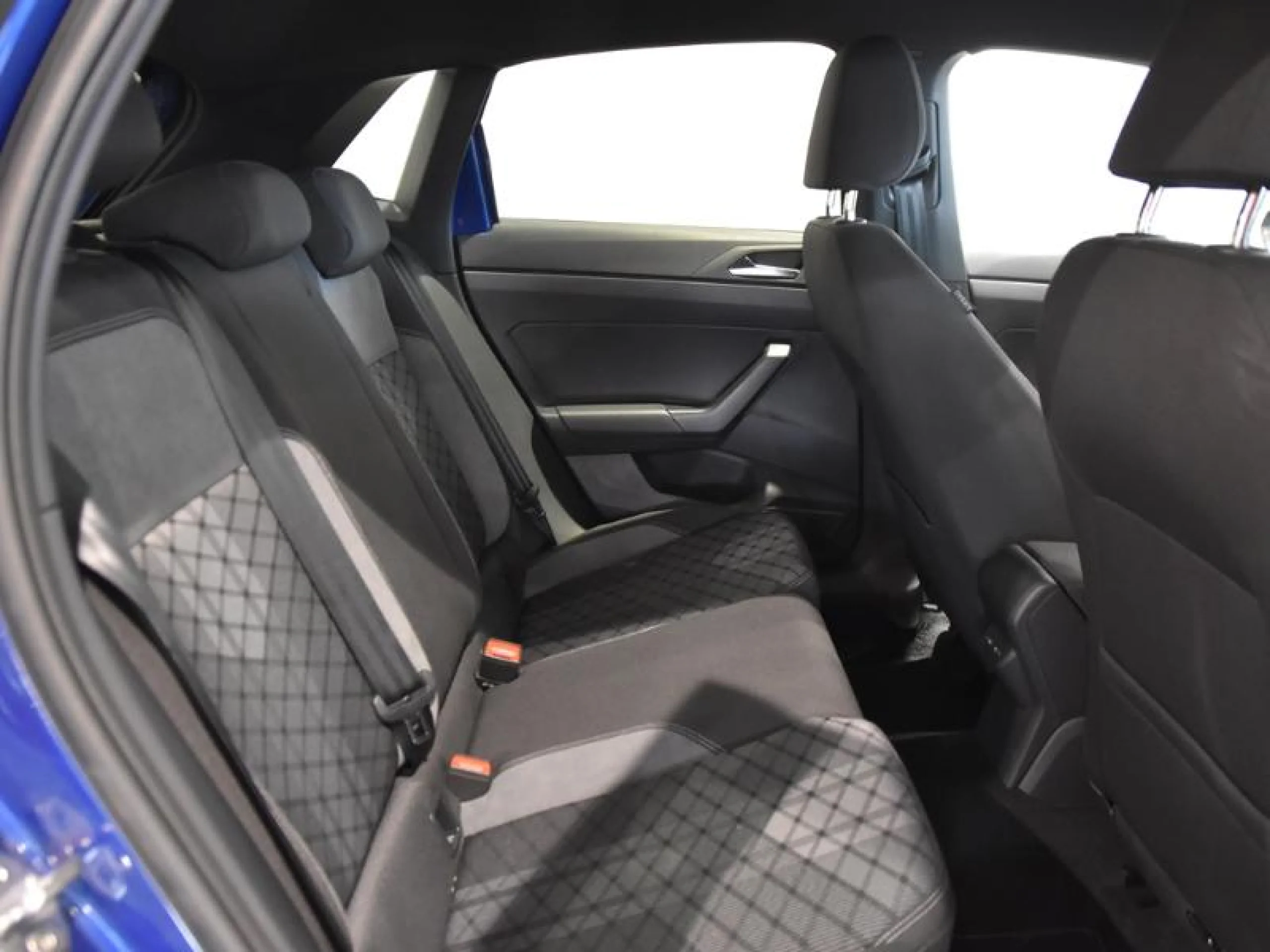 VOLKSWAGEN POLO R LINE 1.0 TSI 70KW (95CV) - Foto 6