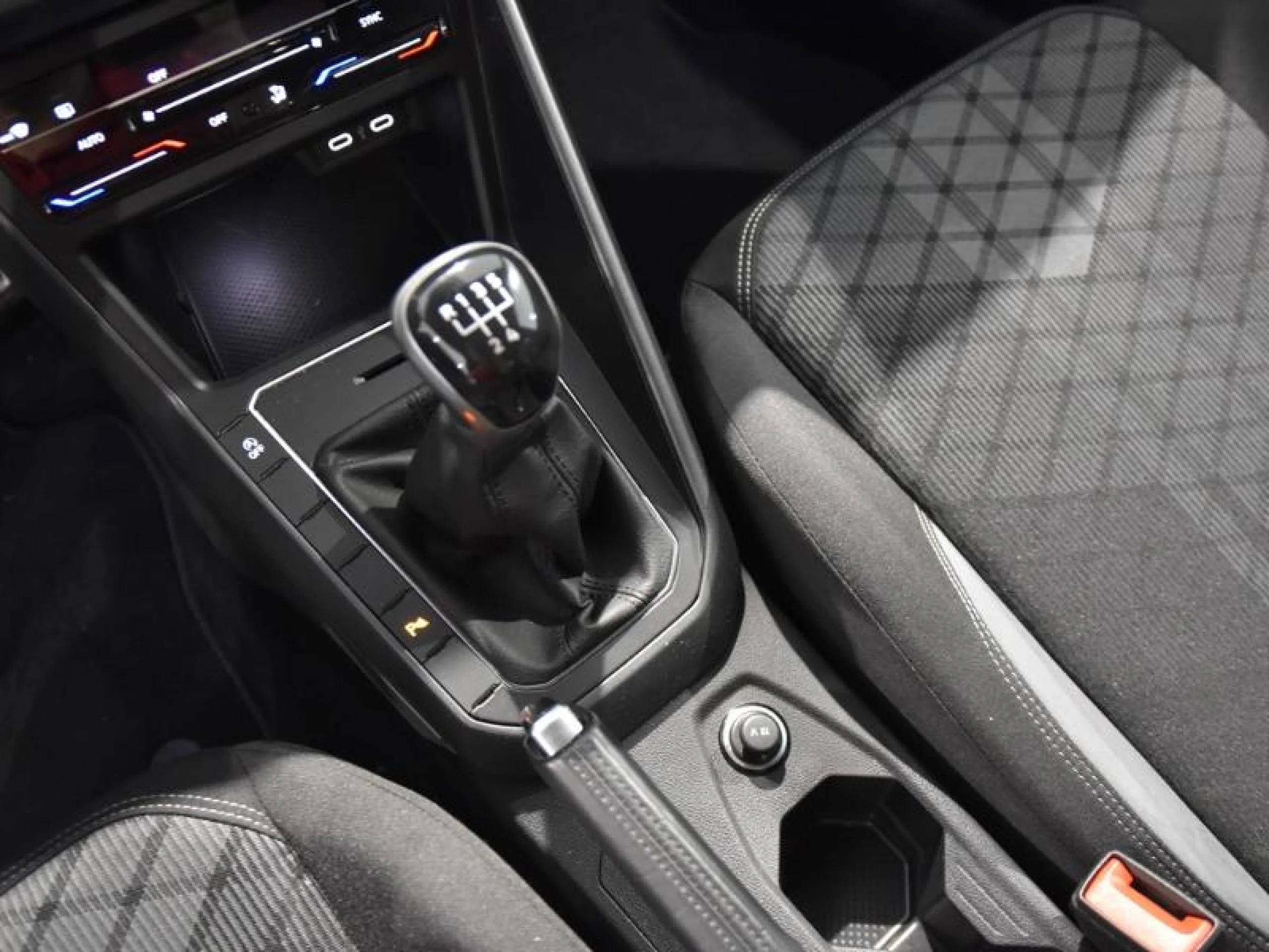 VOLKSWAGEN POLO R LINE 1.0 TSI 70KW (95CV) - Foto 11