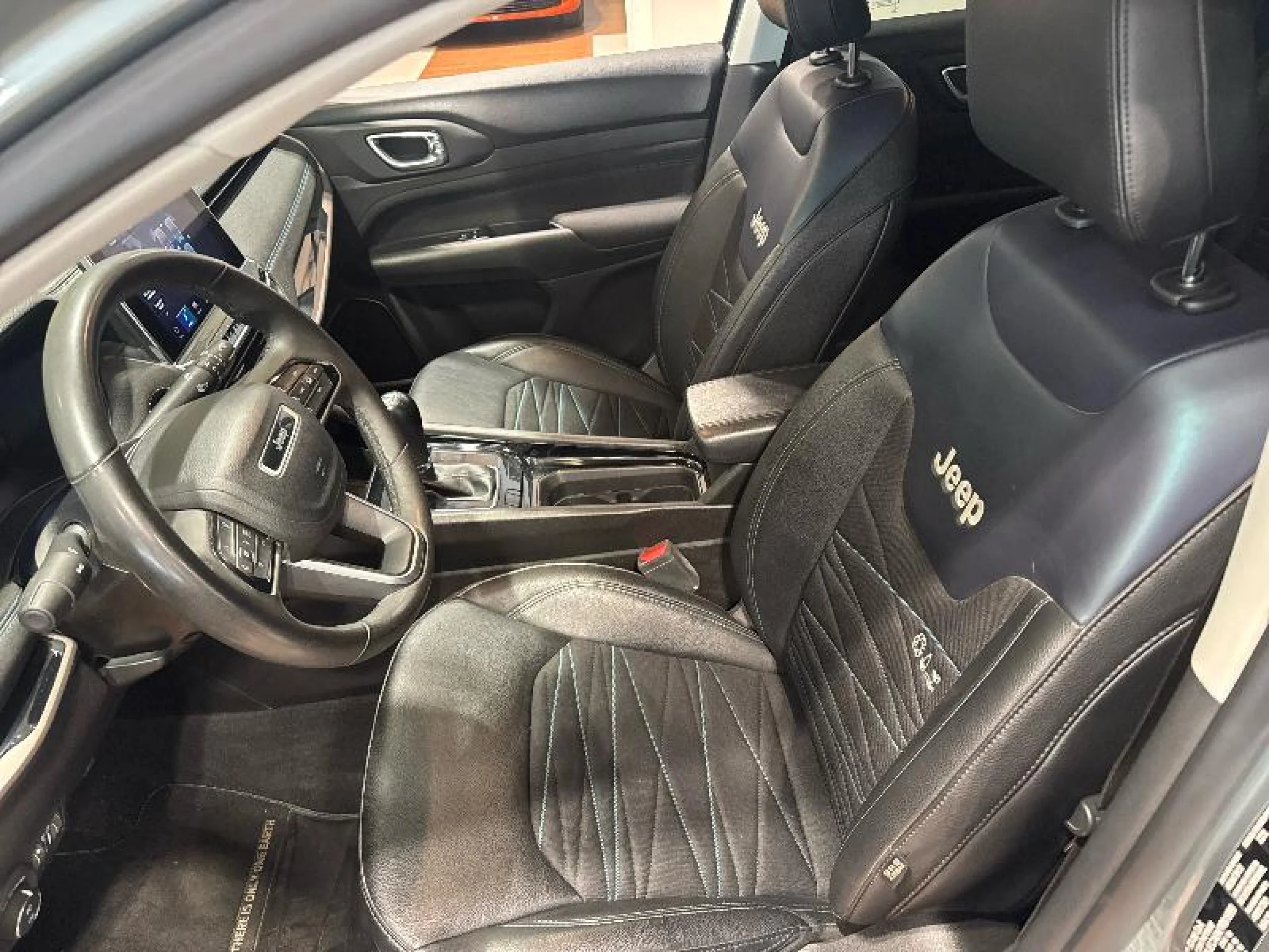 JEEP COMPASS EHYBRID 1.5 MHEV 96KW UPLAND DCT - Foto 9