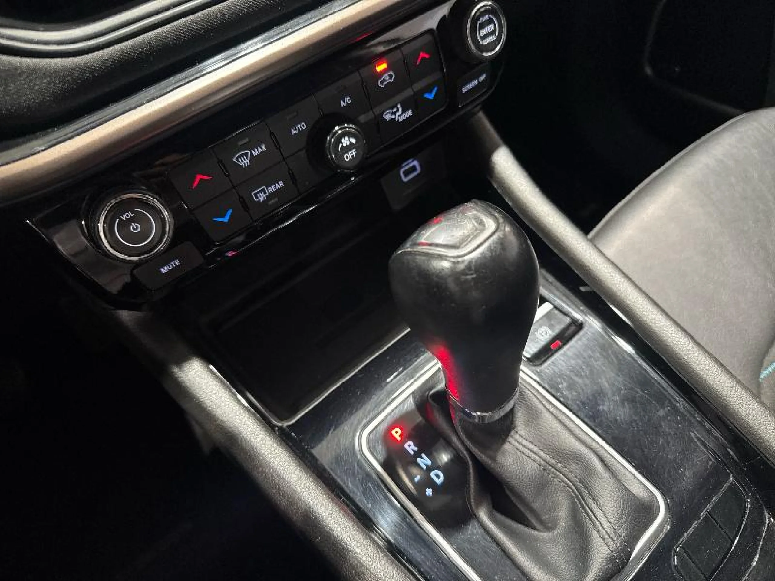 JEEP COMPASS EHYBRID 1.5 MHEV 96KW UPLAND DCT - Foto 16