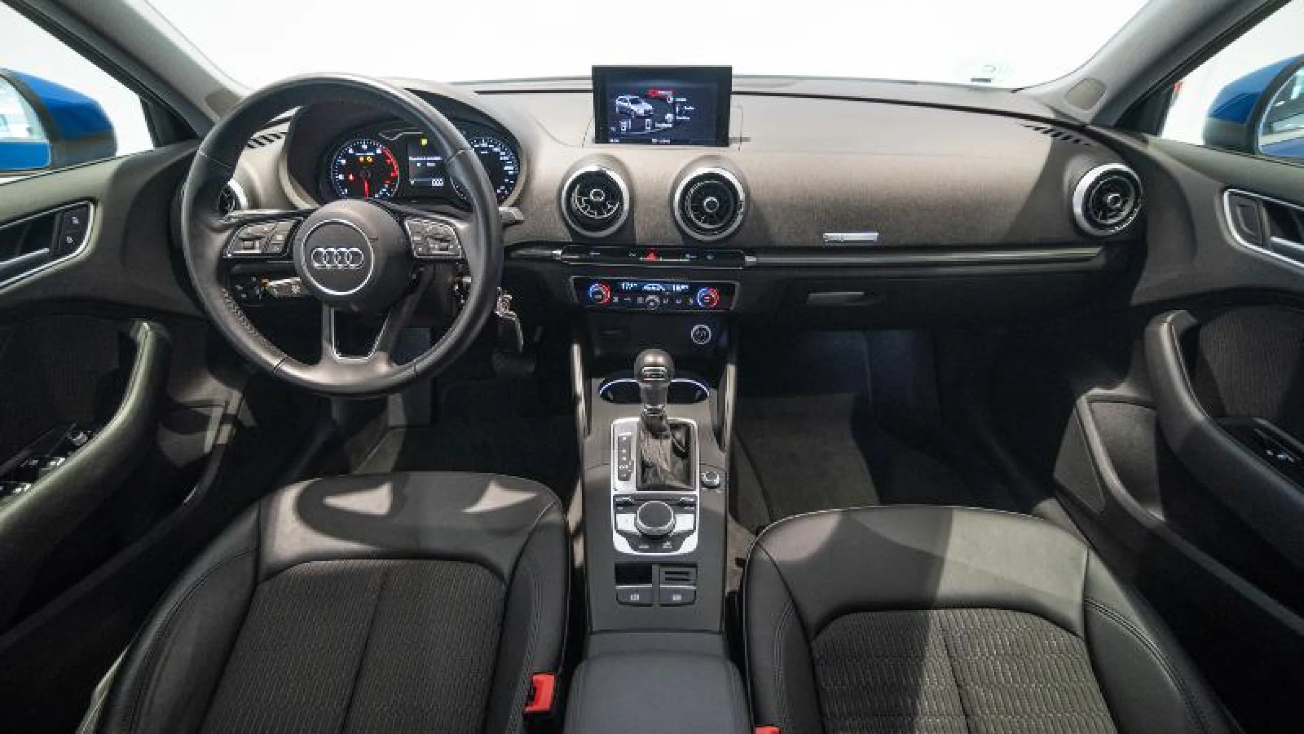 AUDI A3 DESIGN 35 TFSI 110KW (150CV) SPORTBACK - Foto 22