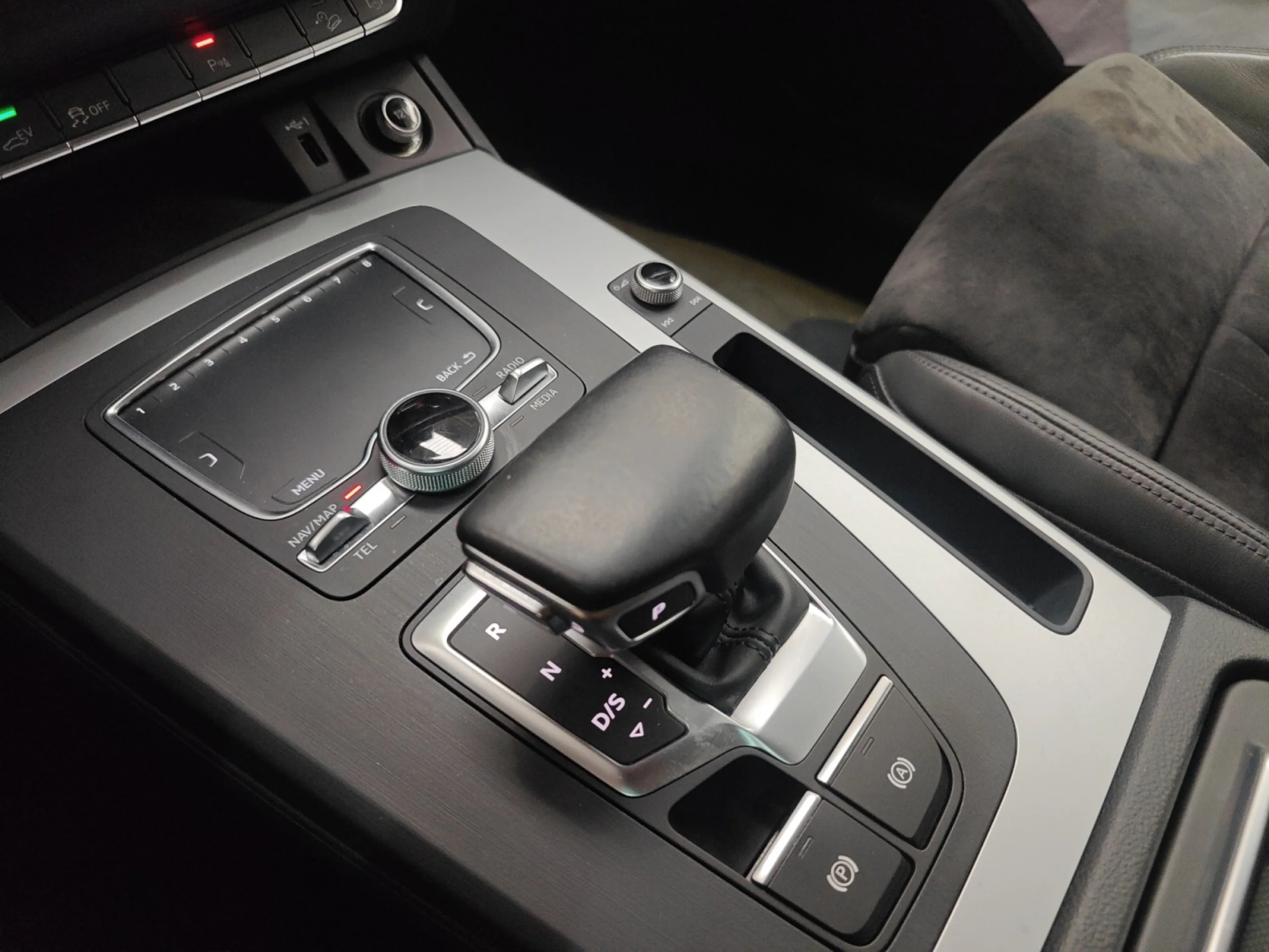 AUDI Q5 ADVANCED 50 TFSI E QUATTRO ULTRA - Foto 17