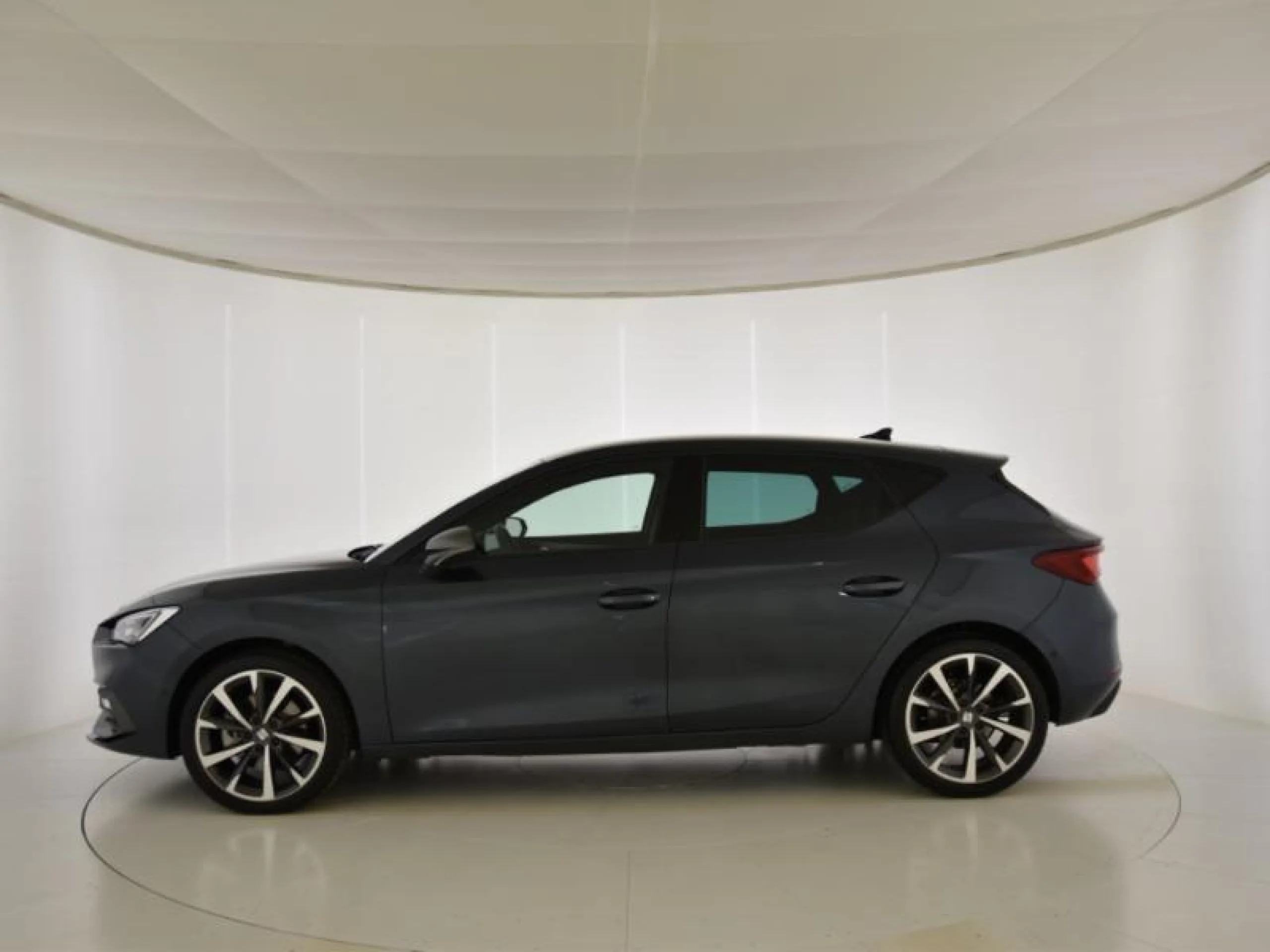 SEAT LEON 1.5 ETSI 85KW DSG S&S FR SPEC EDITION - Foto 4