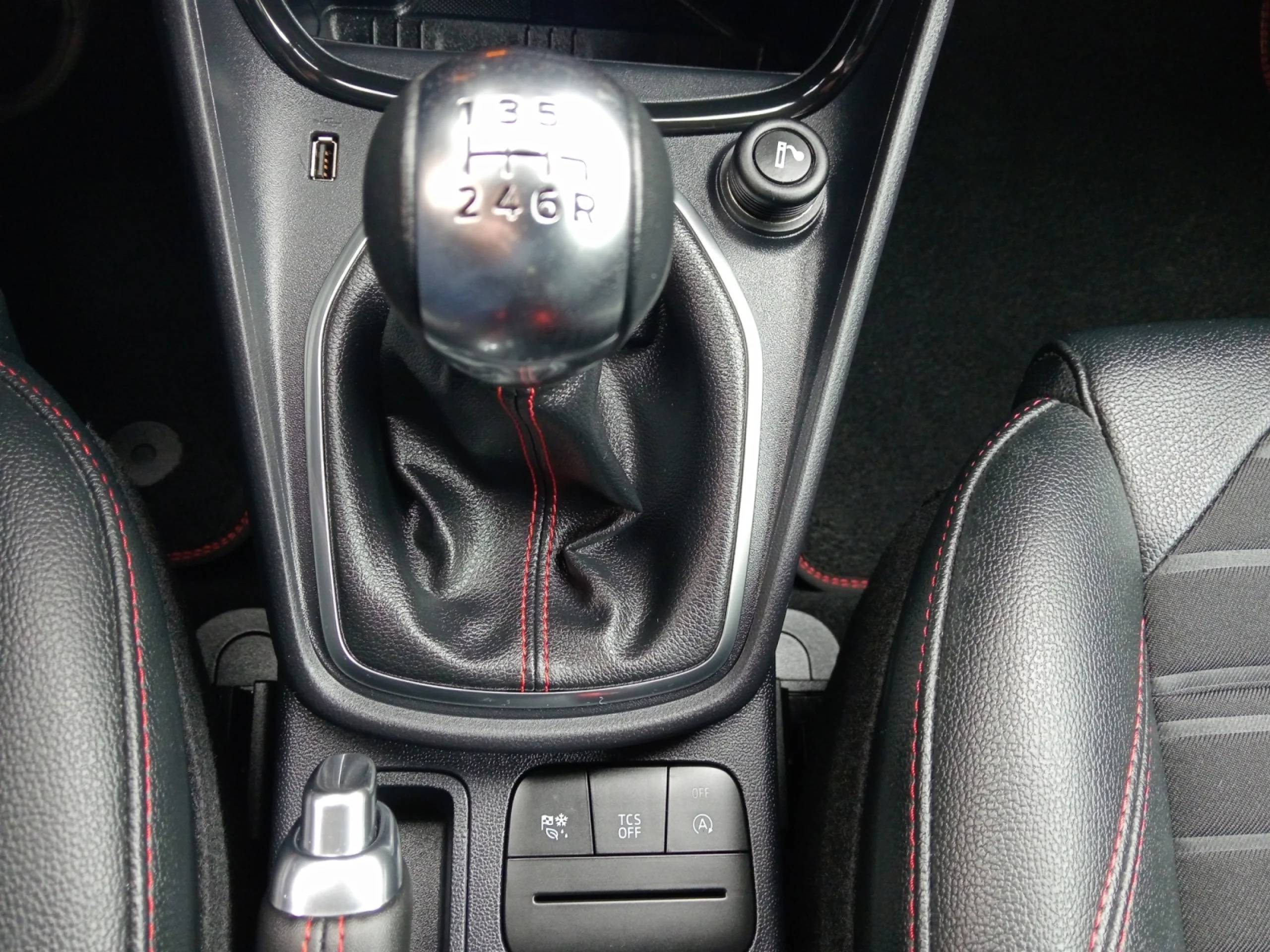 FORD PUMA 1.0 ECOBOOST 125CV ST LINE MHEV - Foto 15