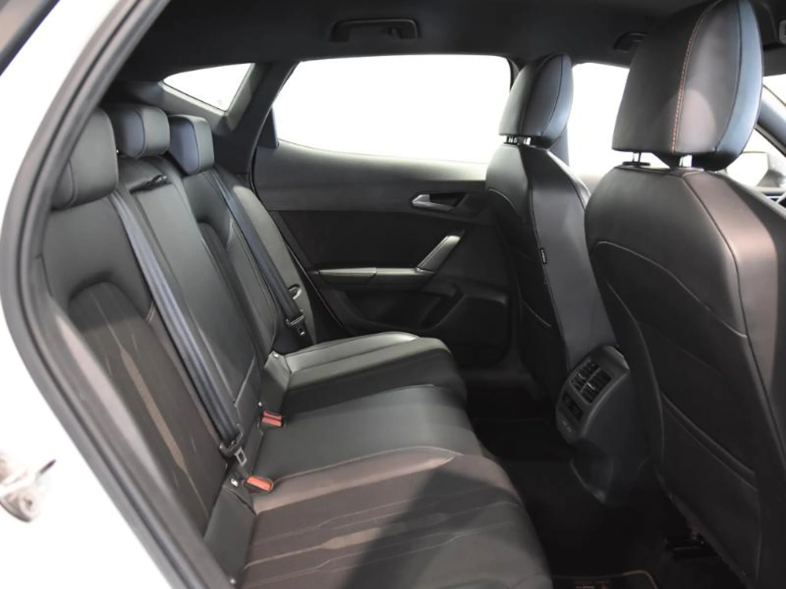 CUPRA FORMENTOR 1.5 TSI 110KW (150 CV) - Foto 6