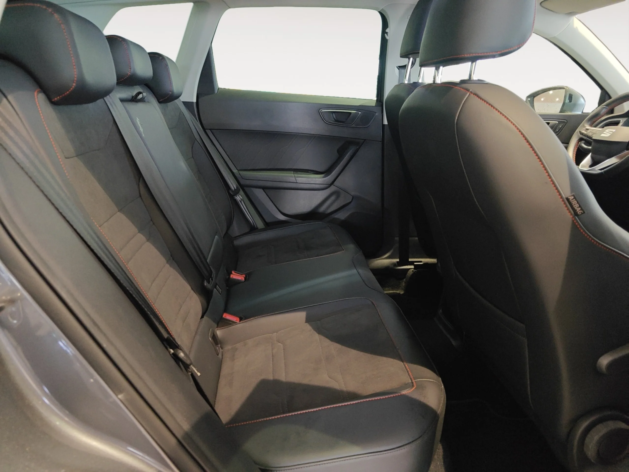 SEAT ATECA 1.5 TSI 110KW DSG FR SPECIAL EDITION - Foto 6