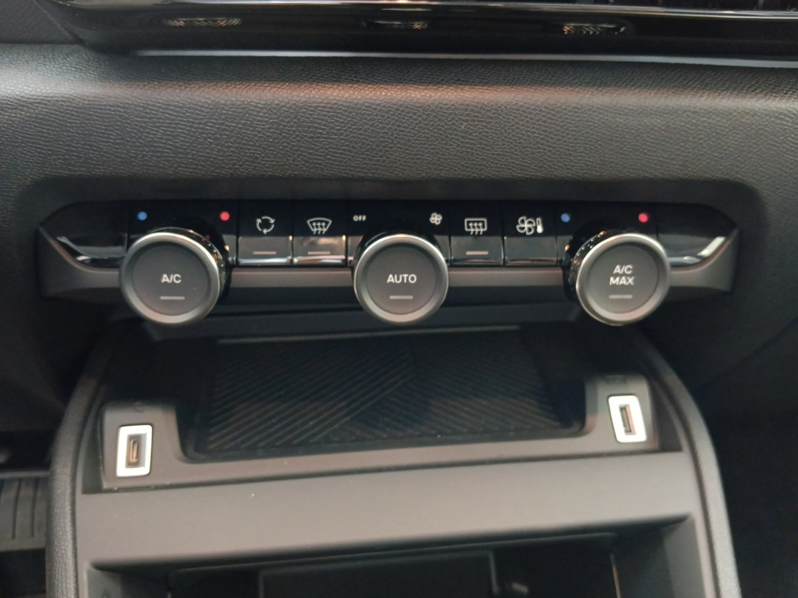 CITROEN C4 HYBRID 110 Ë DCS6 YOU - Foto 13