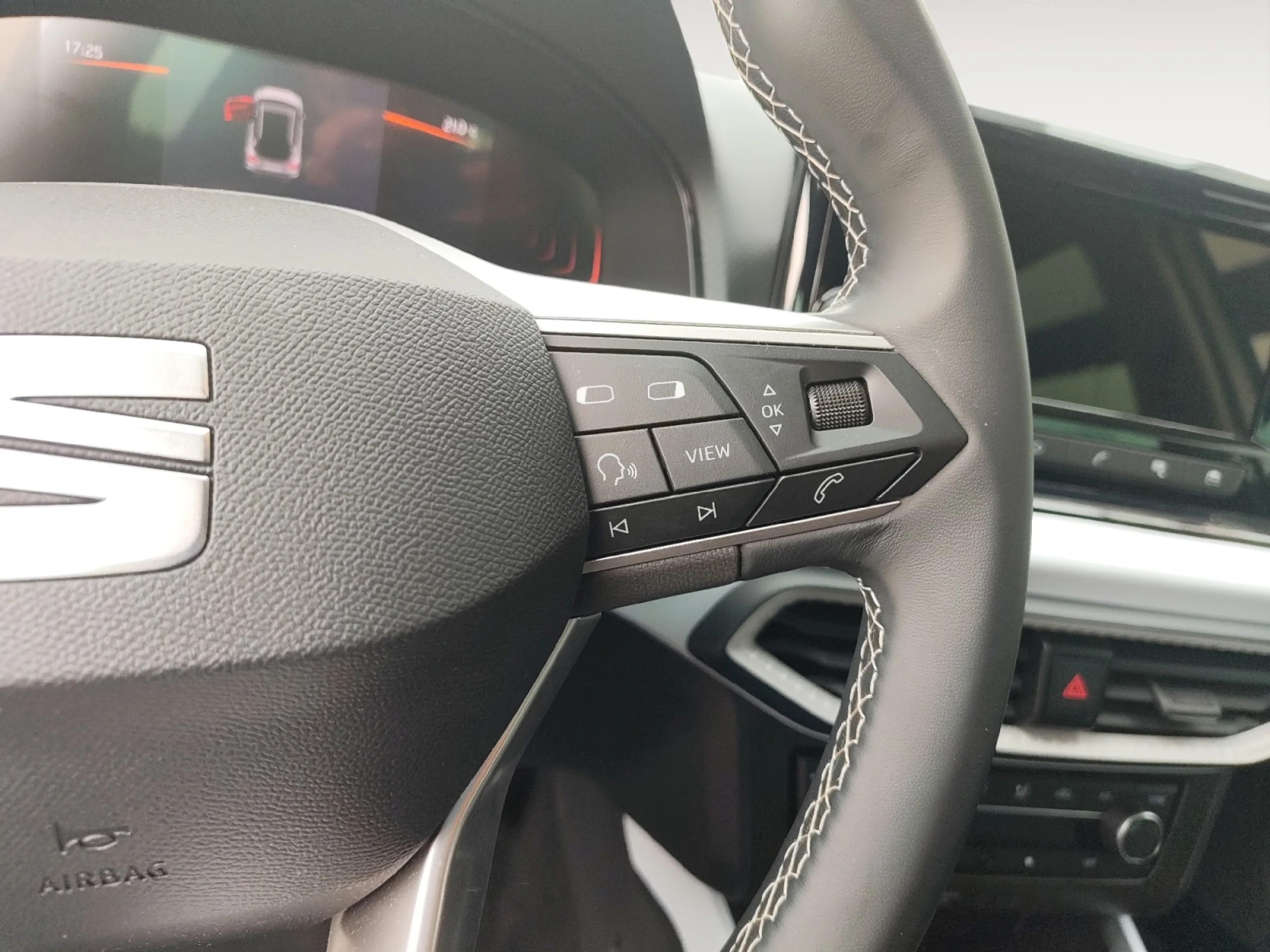 SEAT ARONA 1.0 TSI 70KW STYLE SPECIAL EDITION - Foto 12