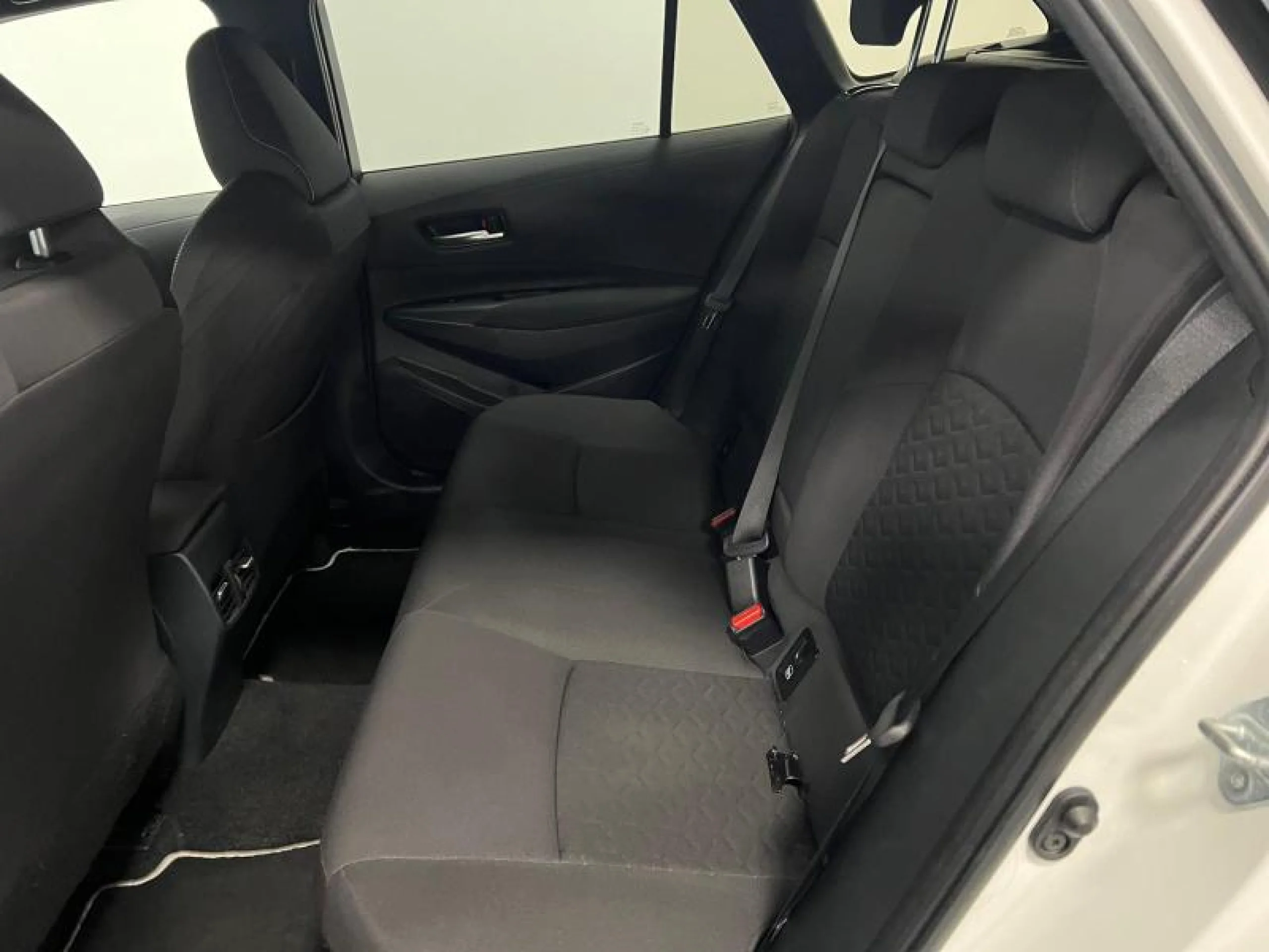 TOYOTA COROLLA 1.8 125H ACTIVE TECH E CVT - Foto 9