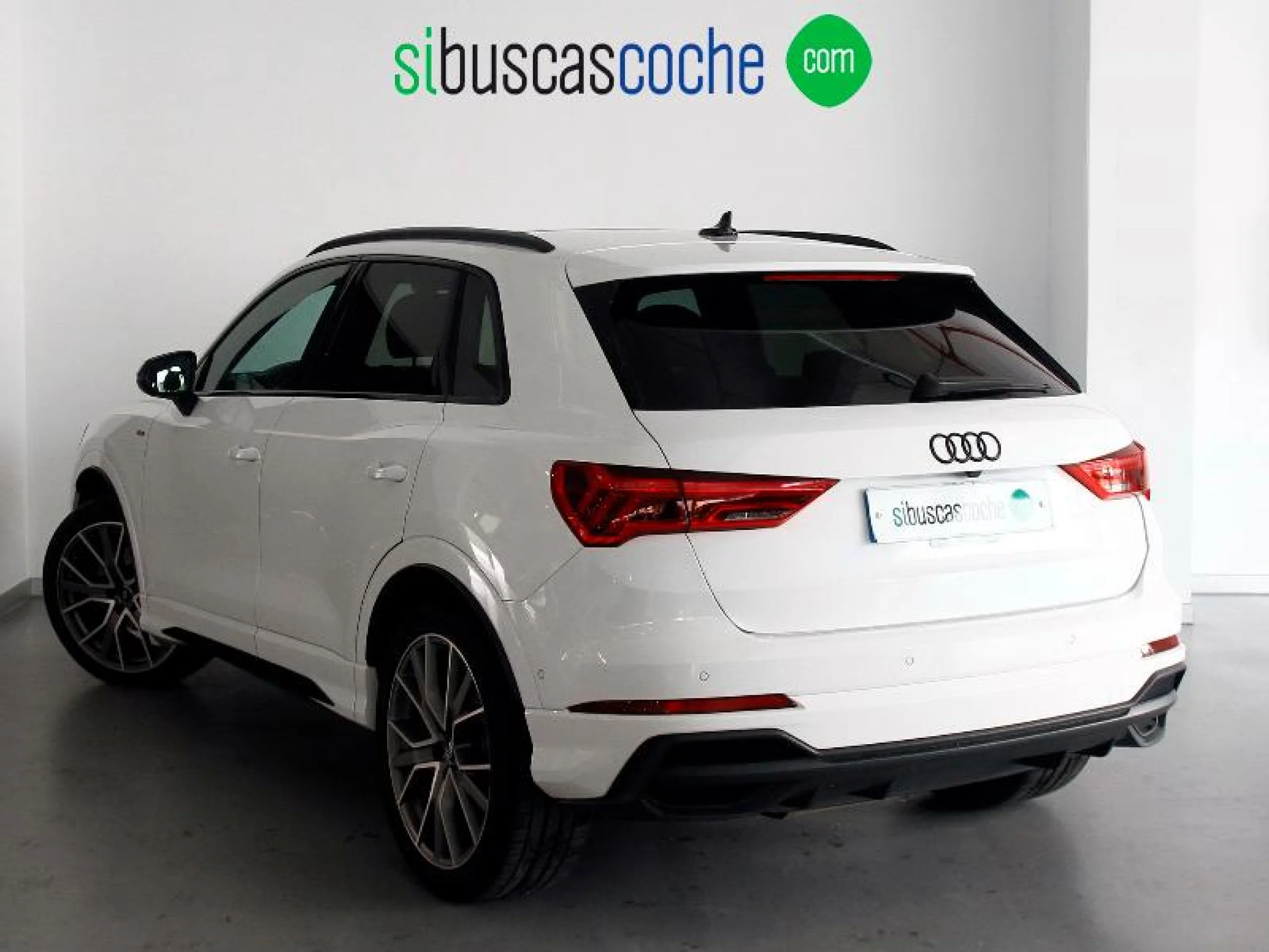 AUDI Q3 BLACK LINE 35 TDI 110KW (150CV) S TRONIC - Foto 2