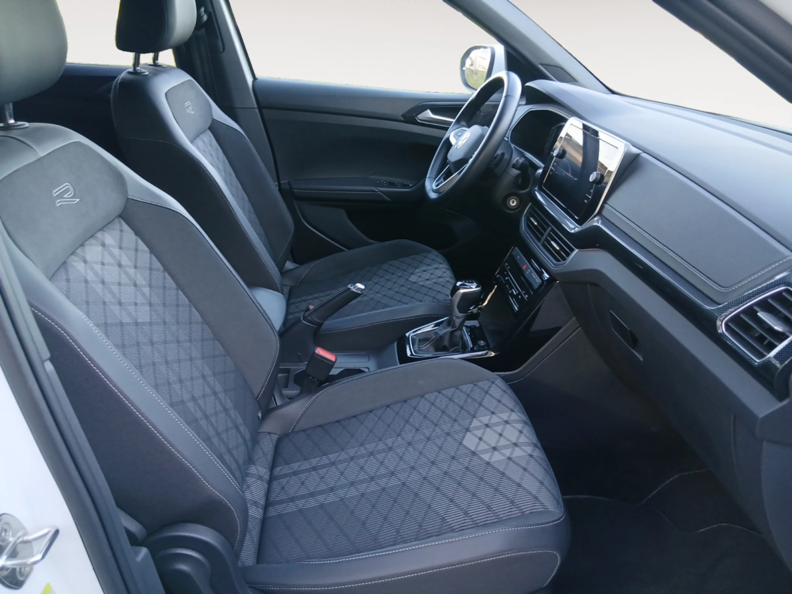 VOLKSWAGEN T CROSS T CROSS R LINE 1.0 TSI 85 KW (115 CV)  AUTOM TICO DSG 7 VEL. - Foto 5