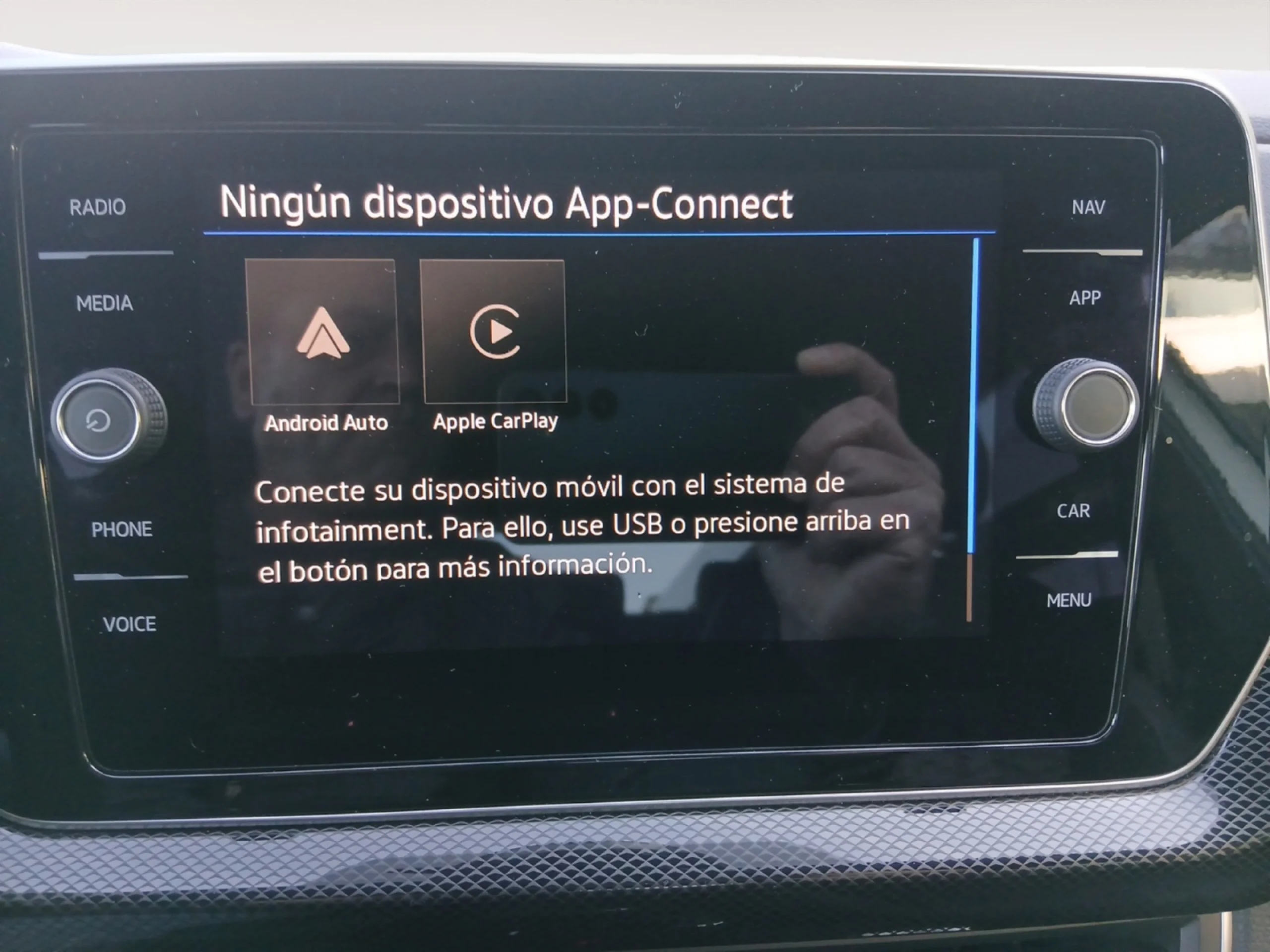 VOLKSWAGEN T CROSS T CROSS R LINE 1.0 TSI 85 KW (115 CV)  AUTOM TICO DSG 7 VEL. - Foto 14