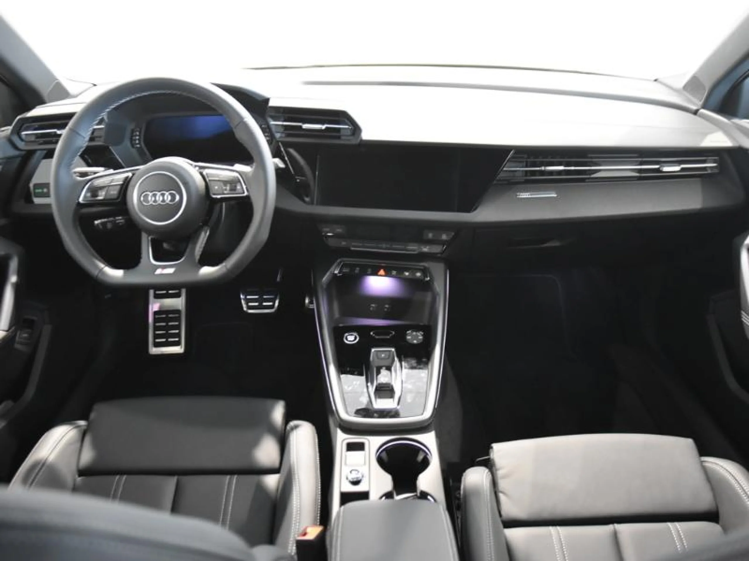 AUDI A3 ALLSTREET GENUINE 35 TDI 110KW S TRONIC - Foto 4