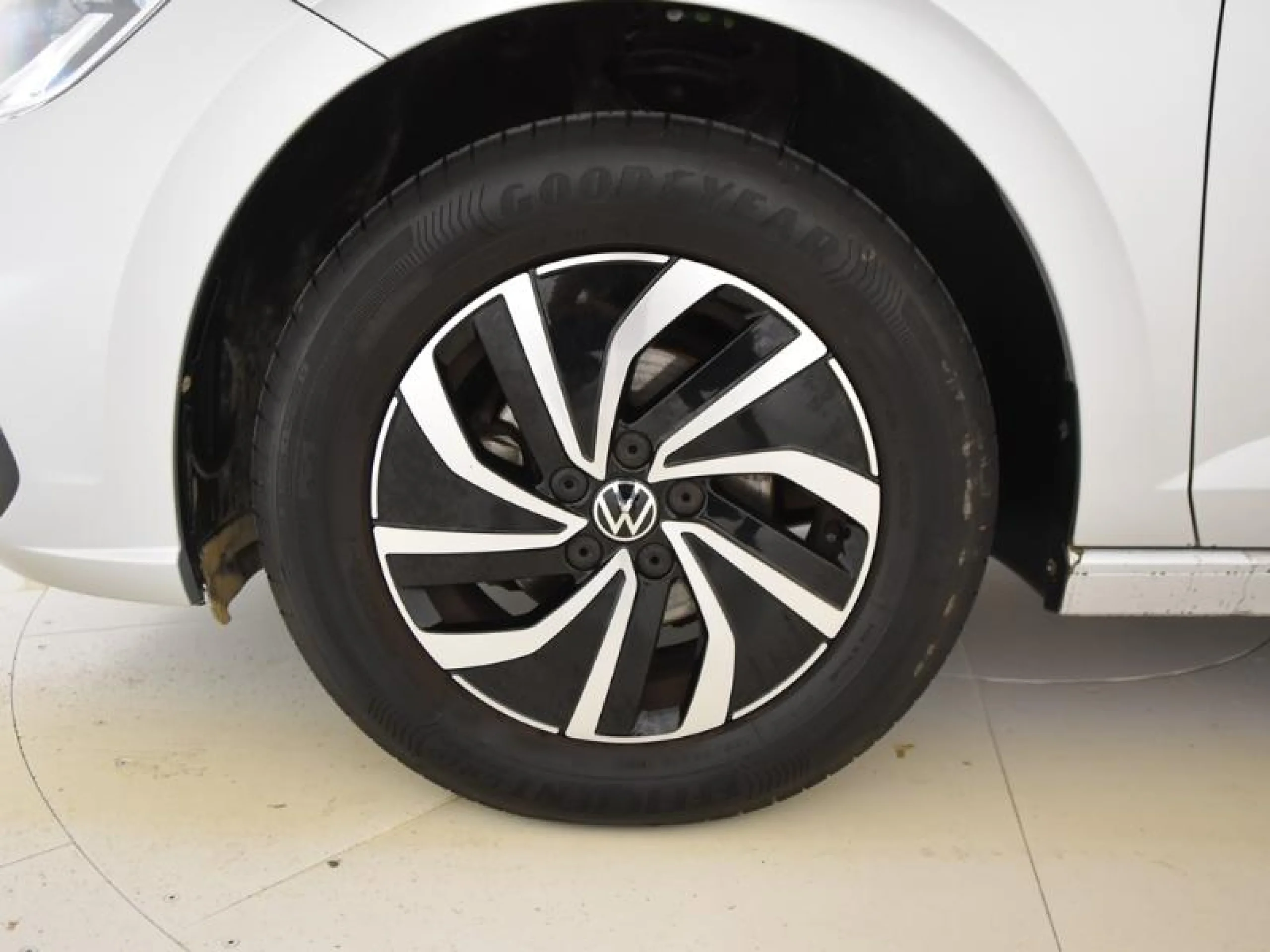 VOLKSWAGEN POLO LIFE 1.0 TSI 70KW (95CV) DSG - Foto 8