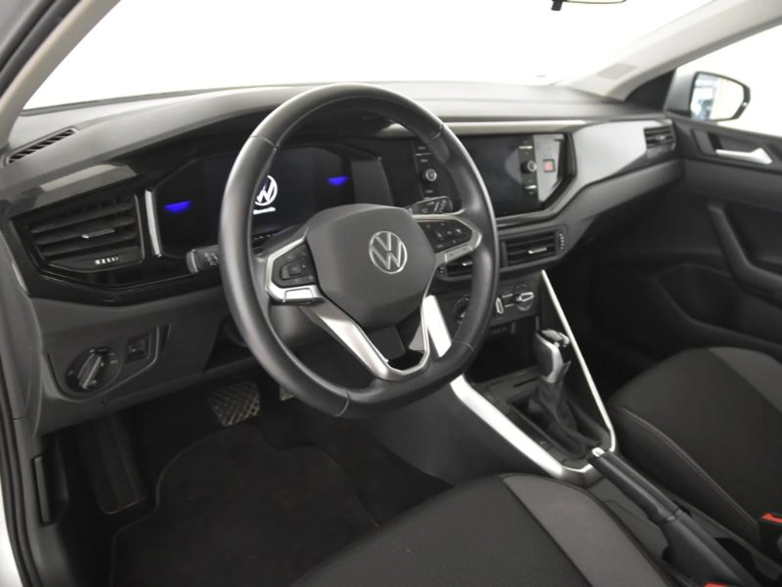 VOLKSWAGEN POLO LIFE 1.0 TSI 70KW (95CV) DSG - Foto 9