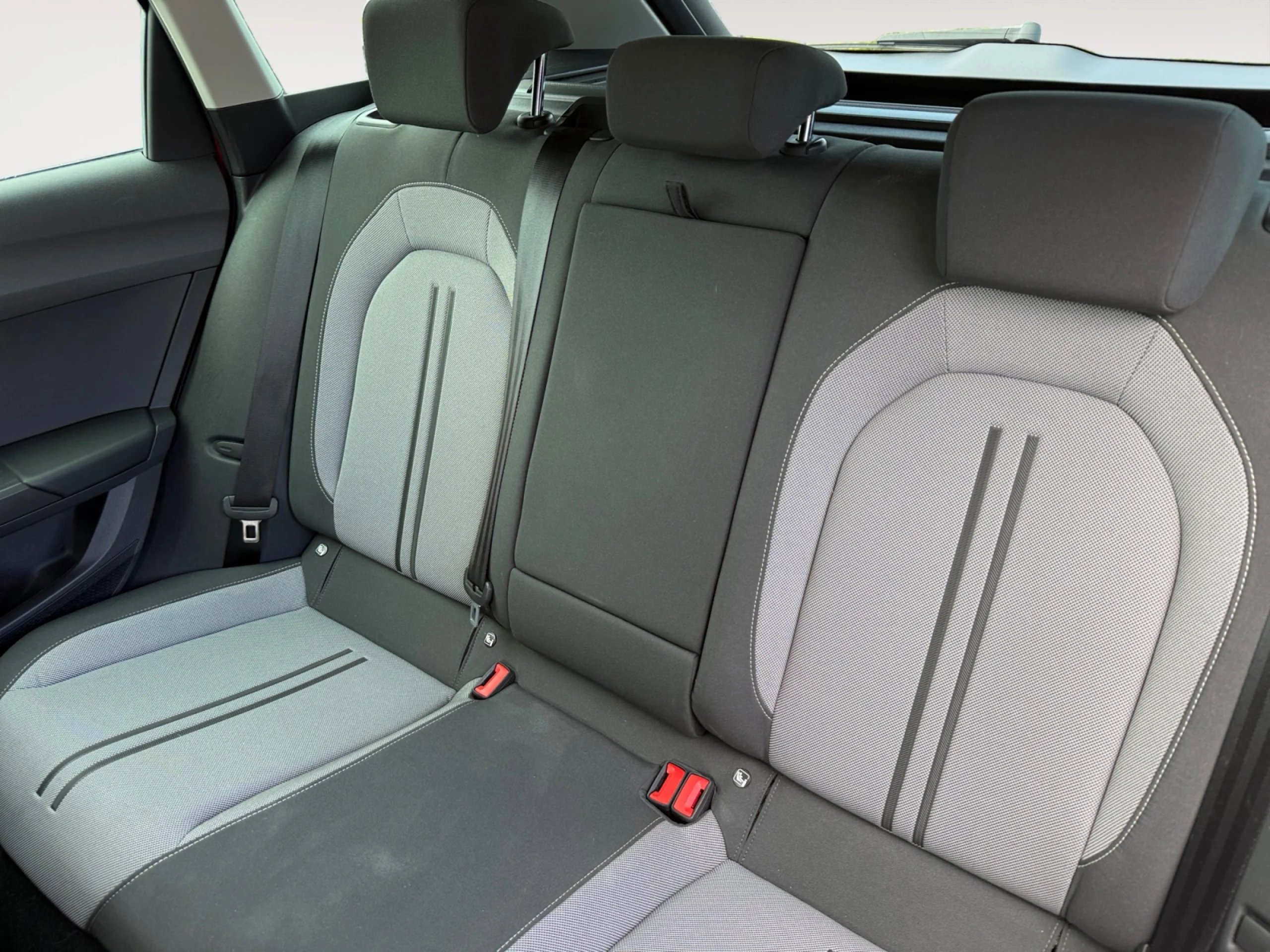 SEAT LEON SP 1.0 ETSI 81KW DSG S&S STYLE - Foto 6