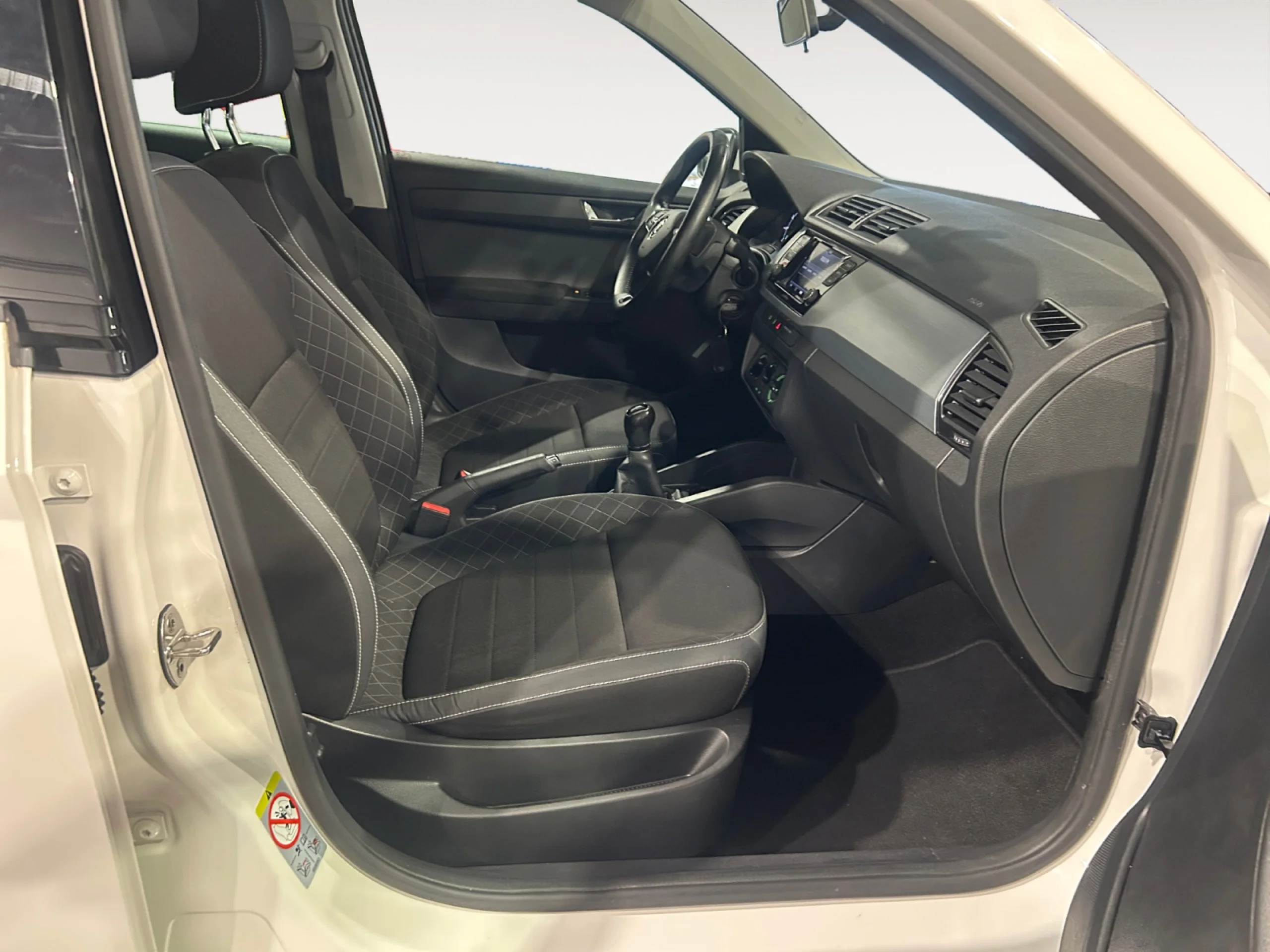 SKODA FABIA 1.0 TSI 70KW (95CV) AMBITION - Foto 5