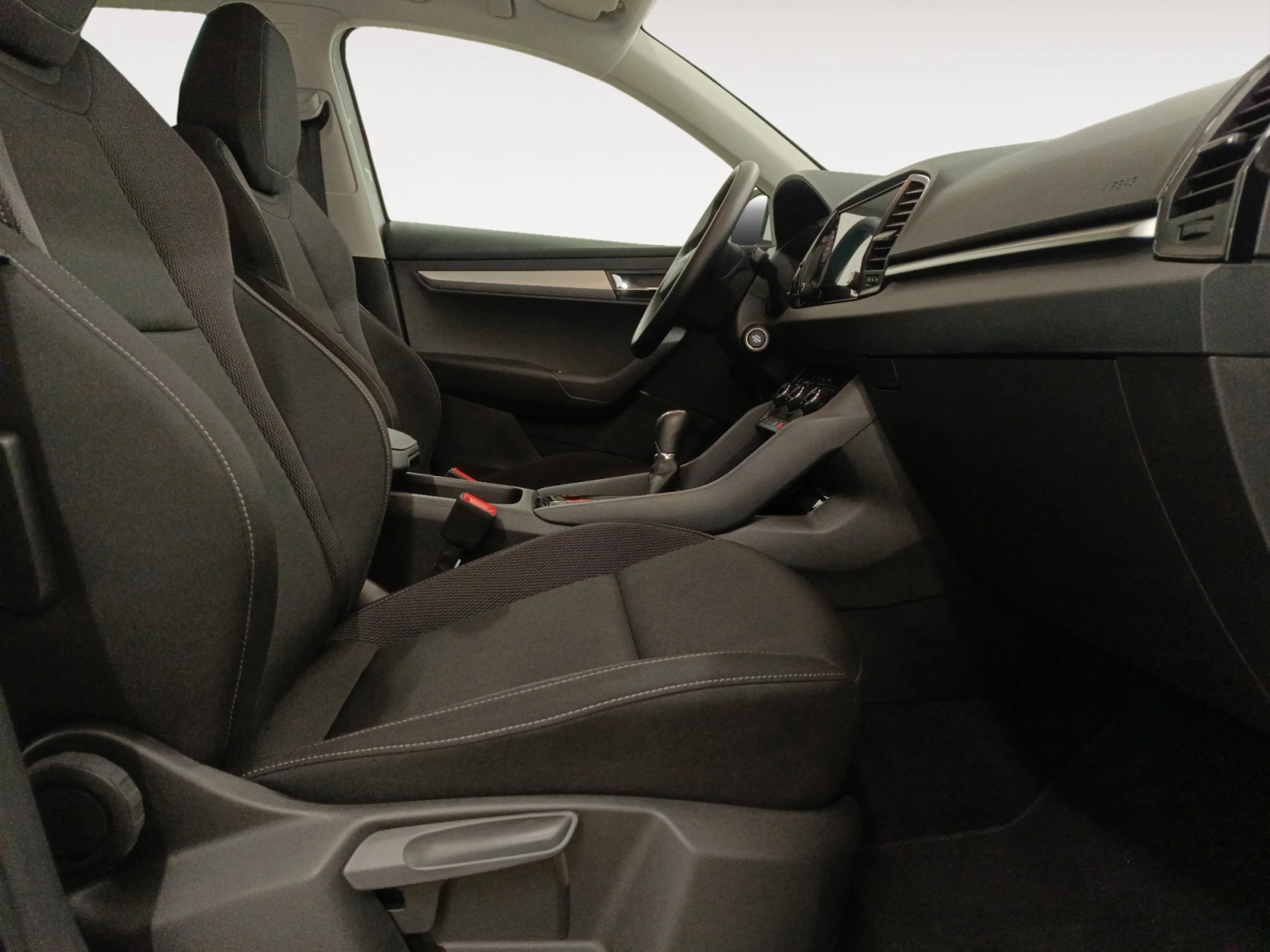 SKODA KAROQ 1.5 TSI 110KW (150CV) ACT SELECTION - Foto 5