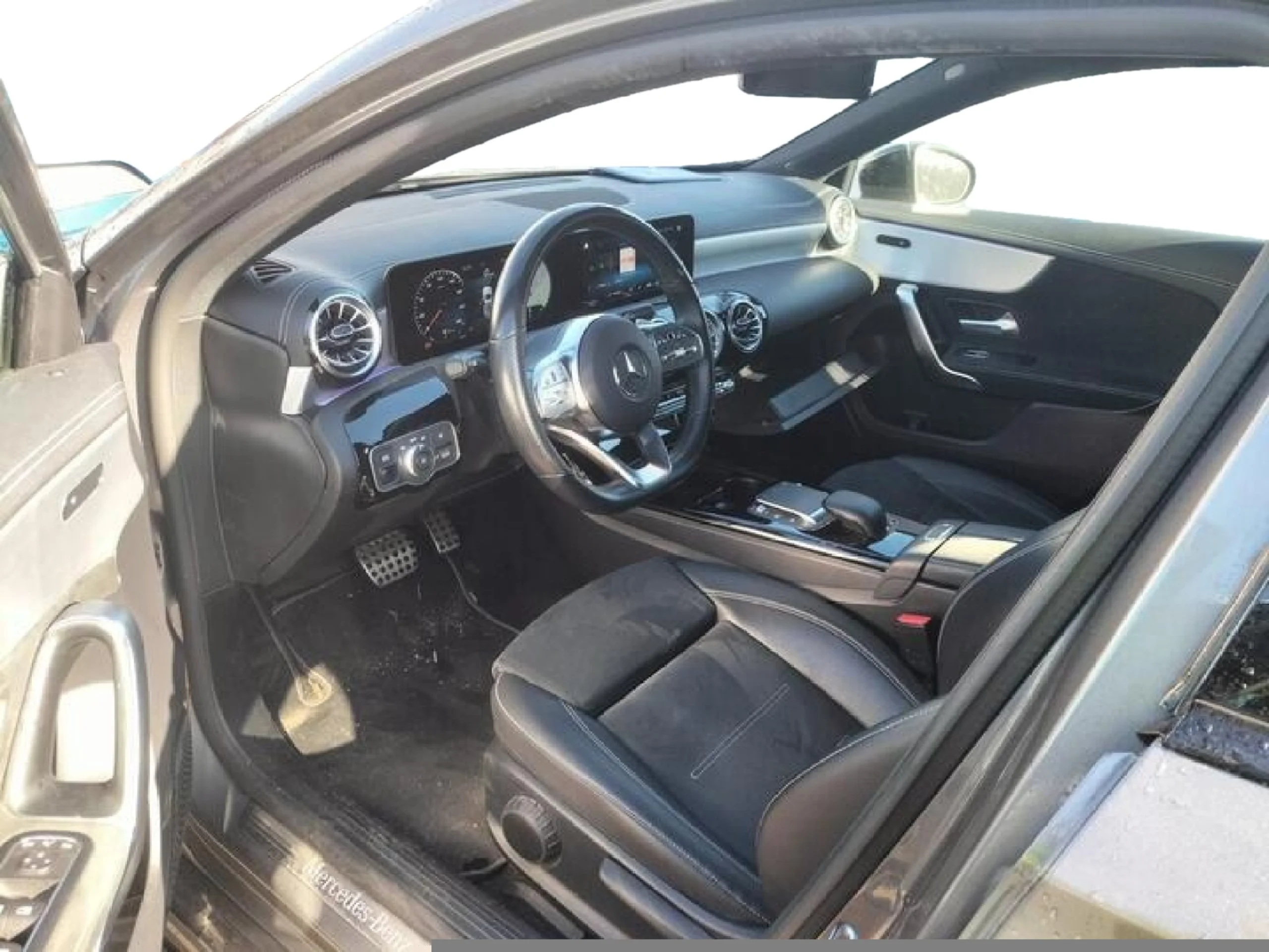 MERCEDES-BENZ CLASE A A 200 D - Foto 6