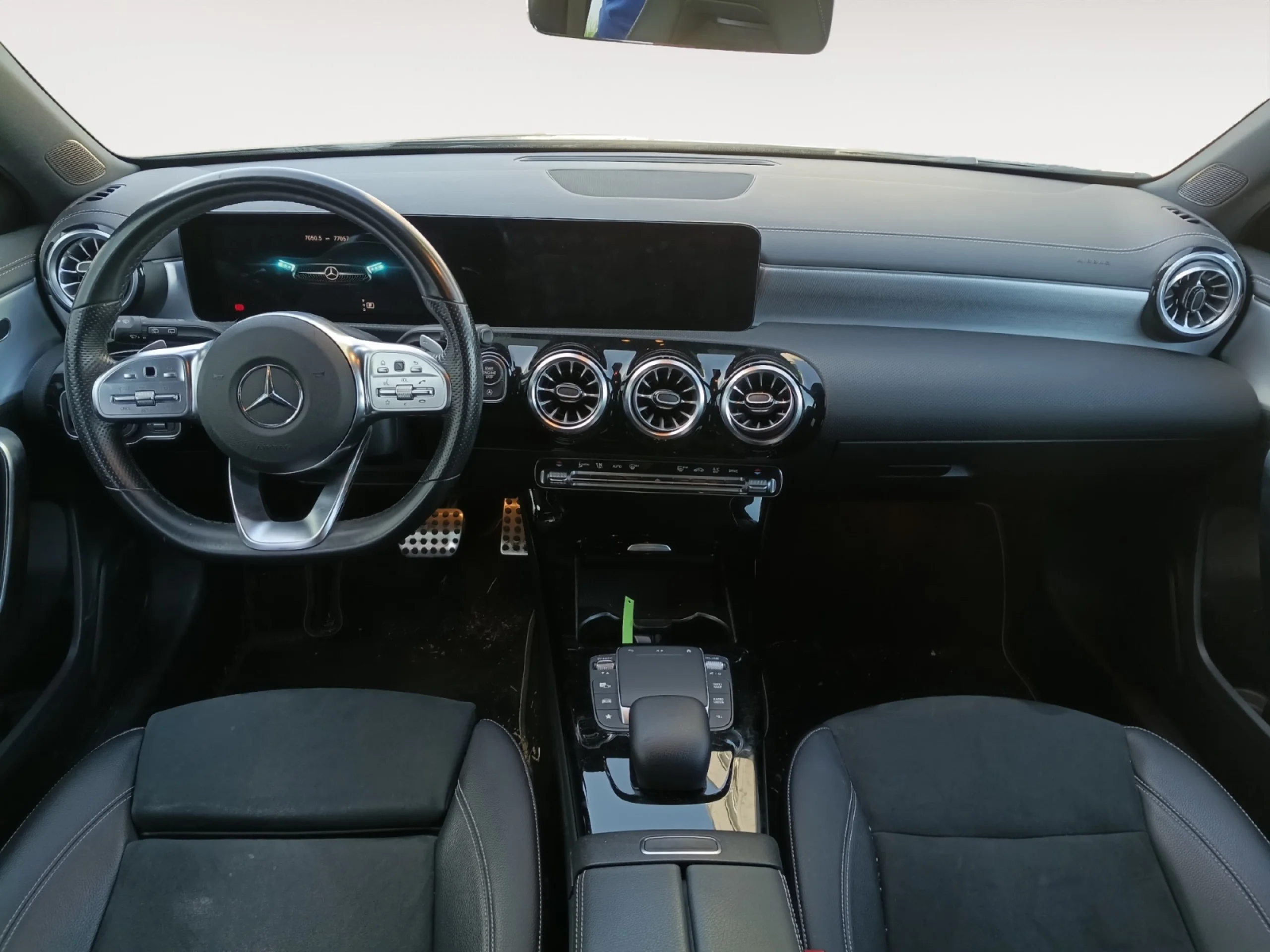 MERCEDES-BENZ CLASE A A 200 D - Foto 4