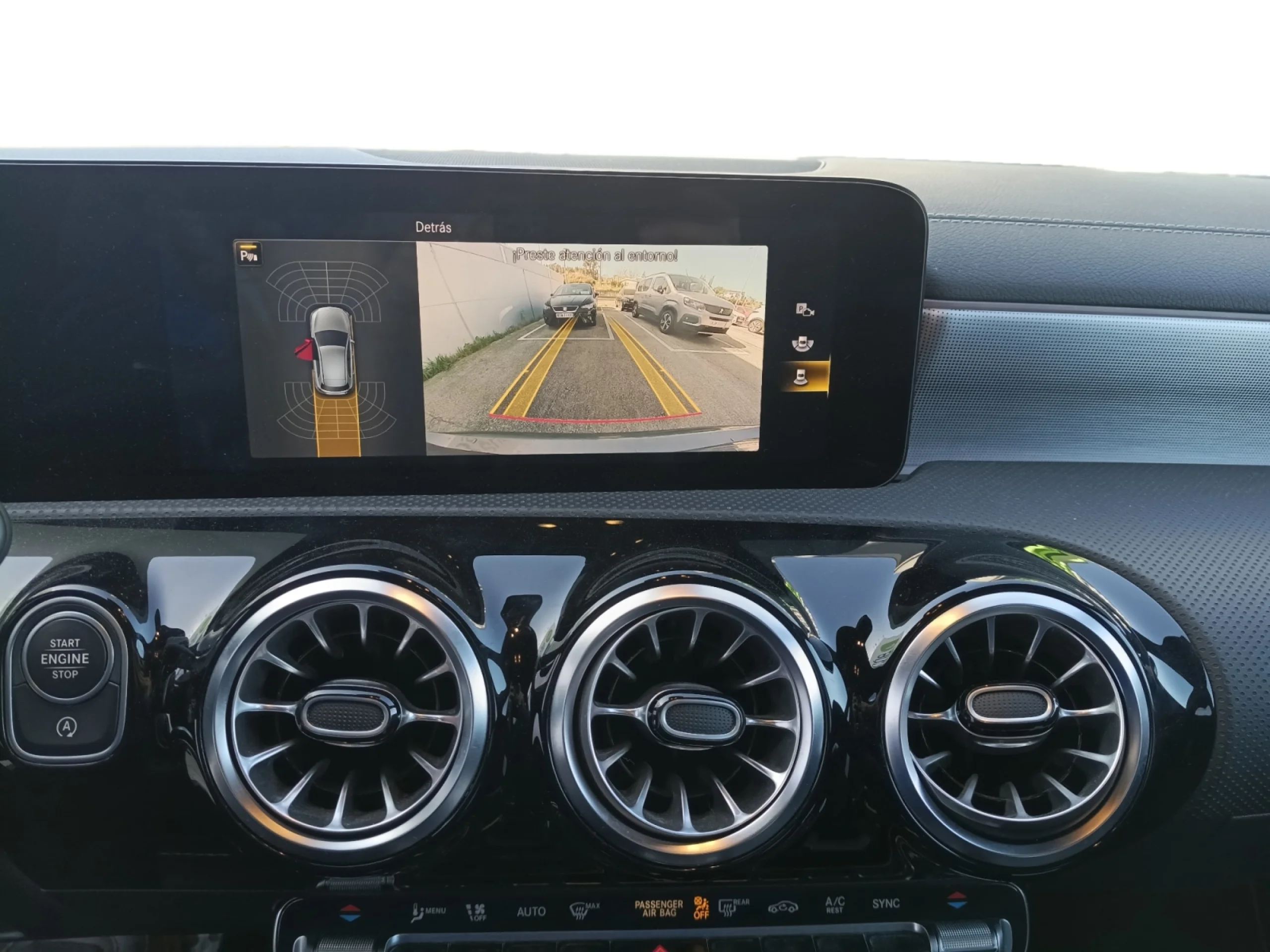 MERCEDES-BENZ CLASE A A 200 D - Foto 9