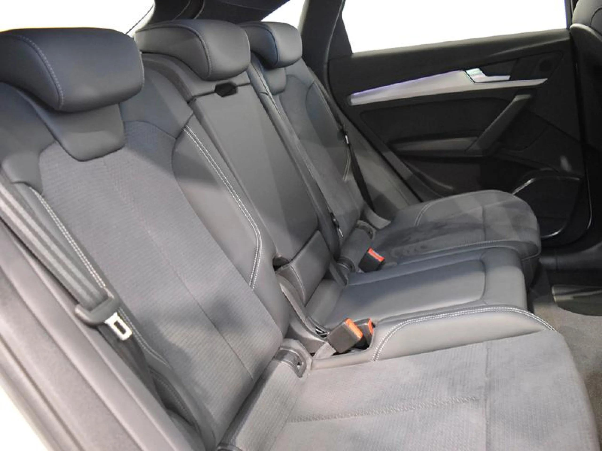 AUDI Q5 SPORTBACK BLACK LINE 40 TDI 150KW QUATTRO ULTRA - Foto 6